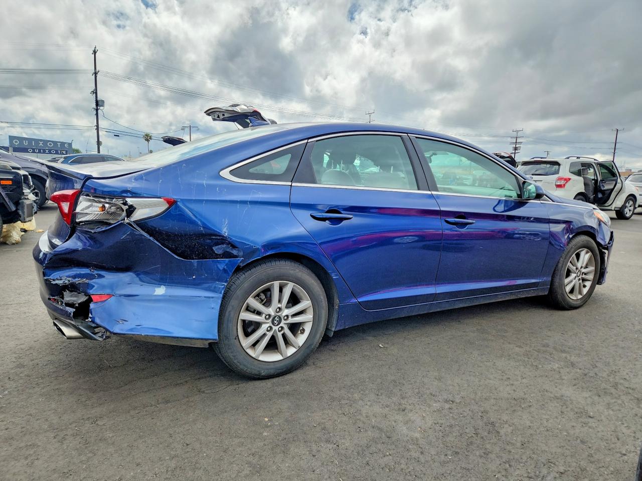 2015 Hyundai Sonata Se Blue vin: 5NPE24AF9FH204706