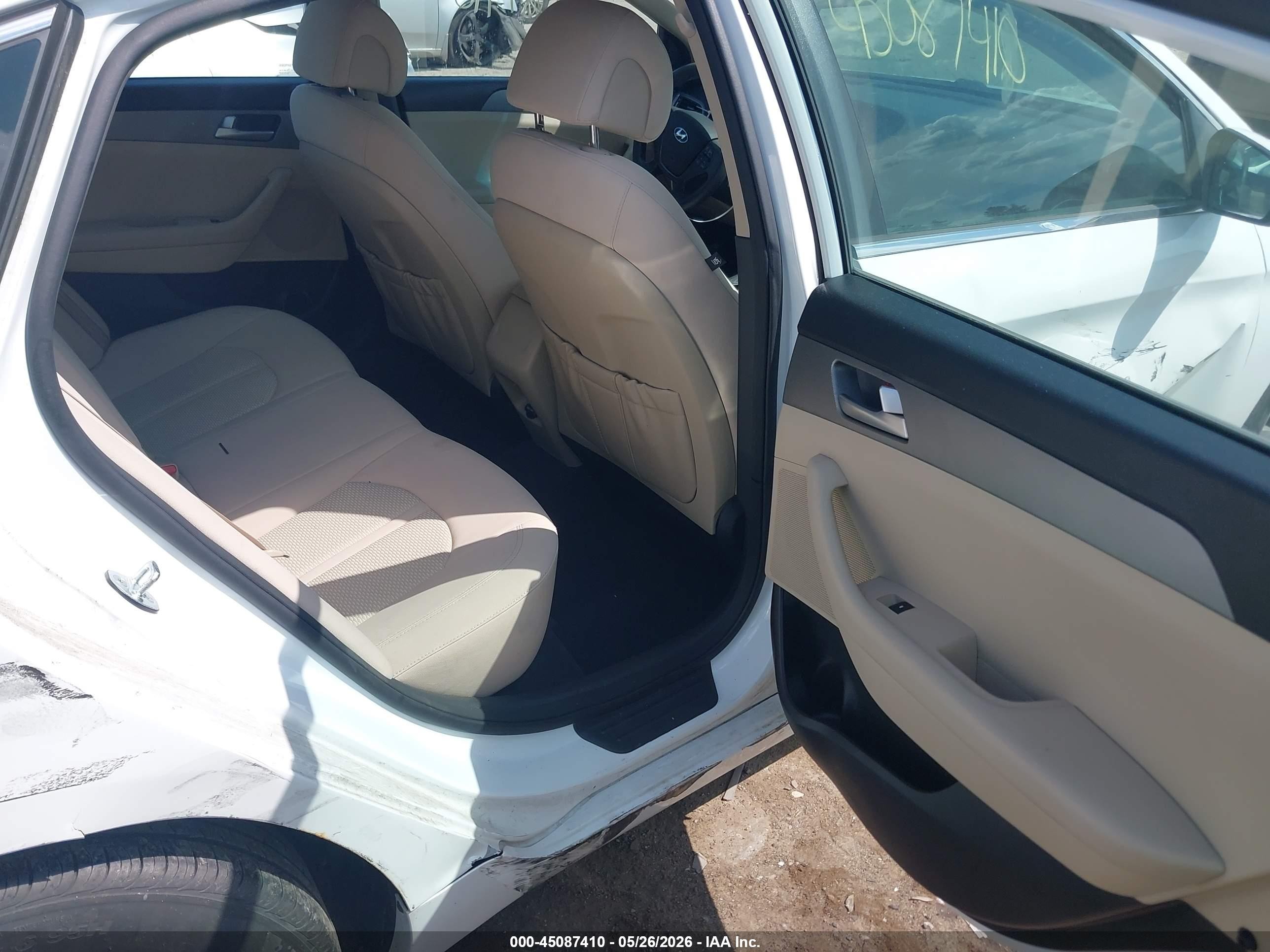 2015 Hyundai Sonata Se White vin: 5NPE24AF9FH211509