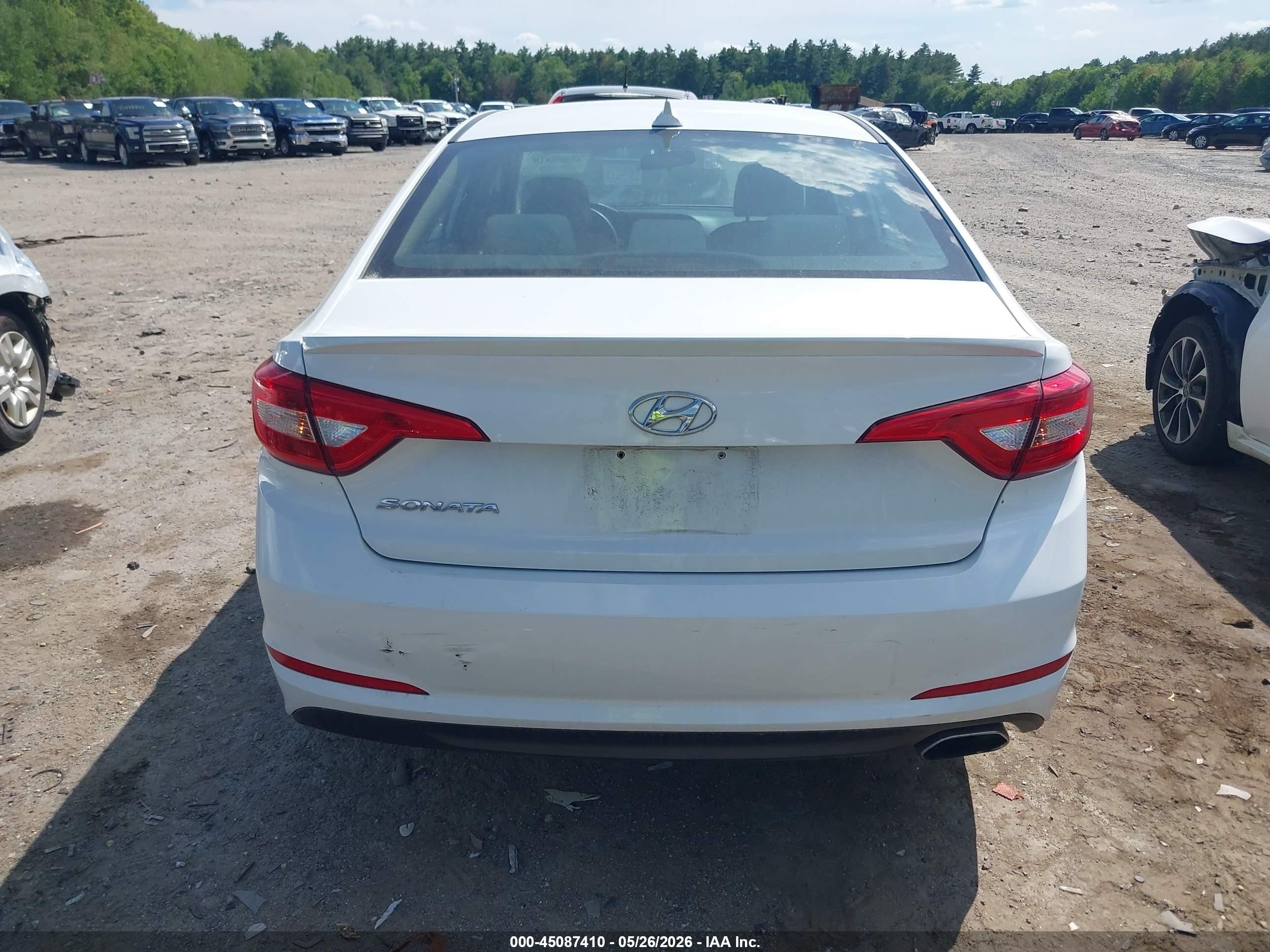 2015 Hyundai Sonata Se White vin: 5NPE24AF9FH211509