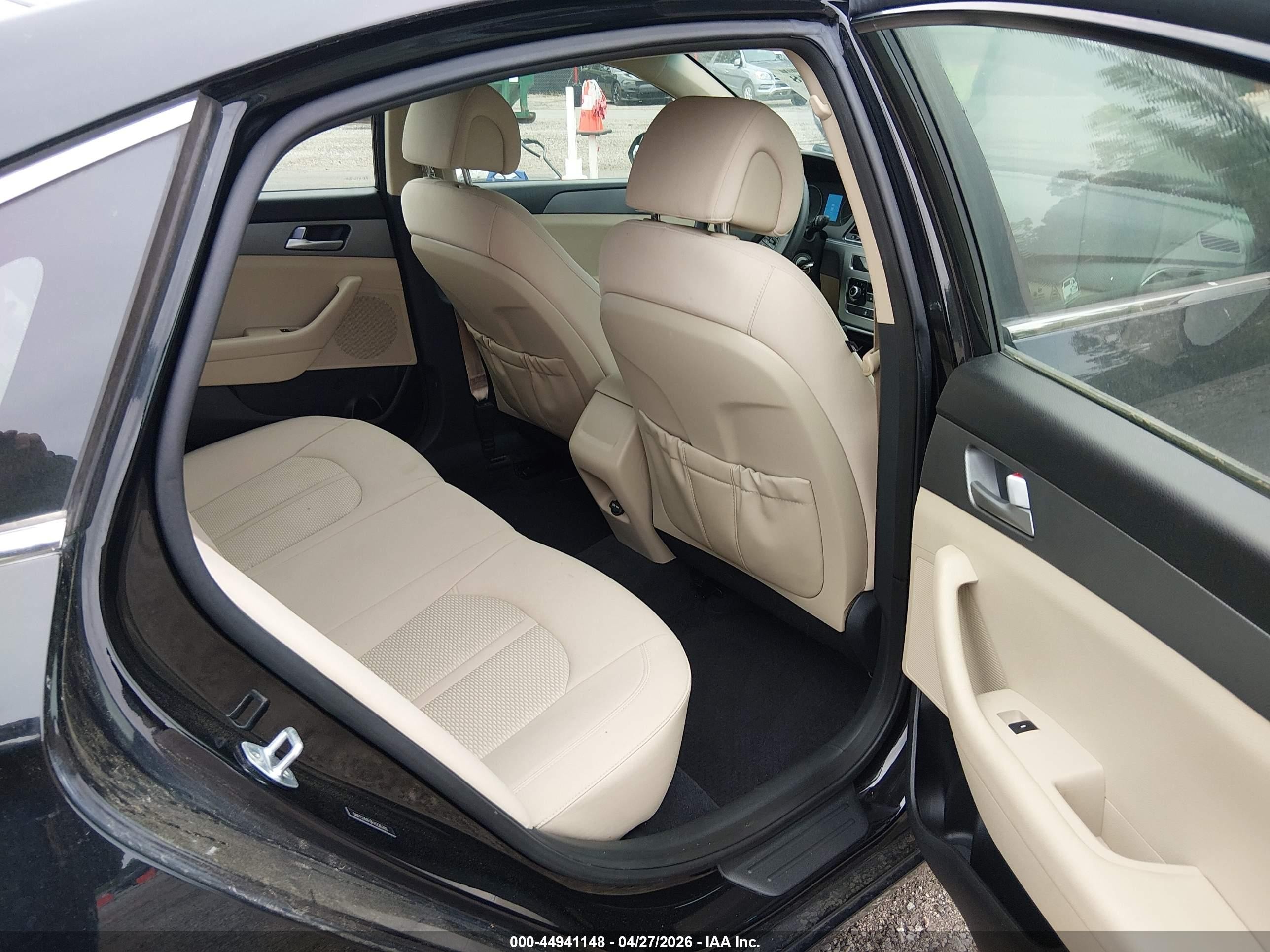 2015 Hyundai Sonata Se Black vin: 5NPE24AF9FH226785