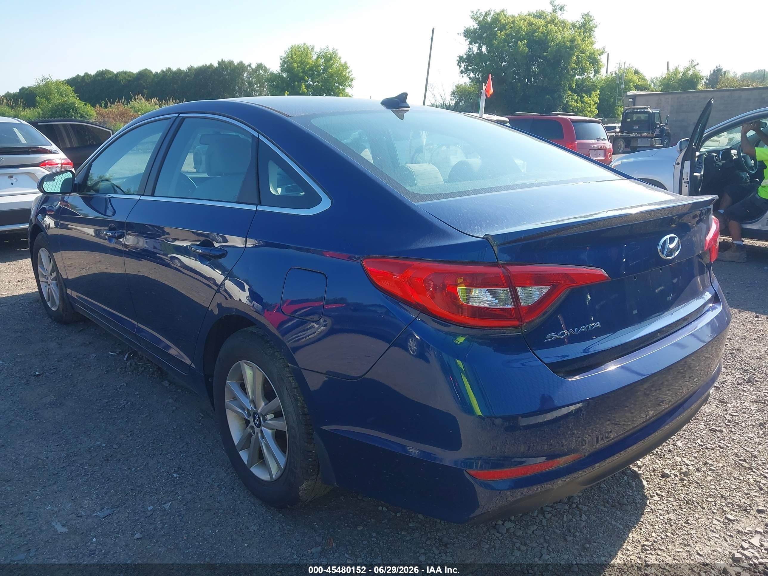 2015 Hyundai Sonata Se Blue vin: 5NPE24AF9FH235731