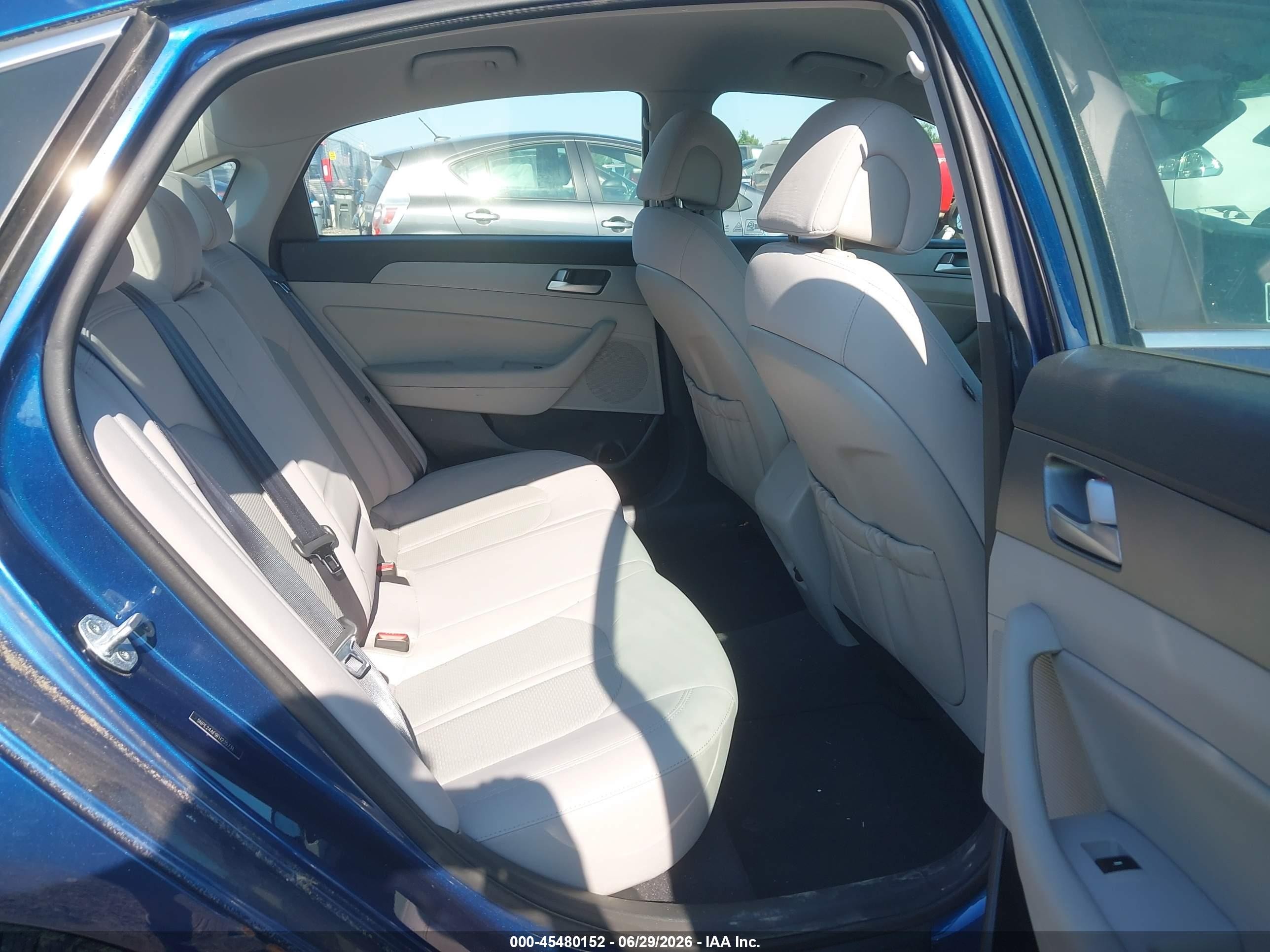 2015 Hyundai Sonata Se Blue vin: 5NPE24AF9FH235731