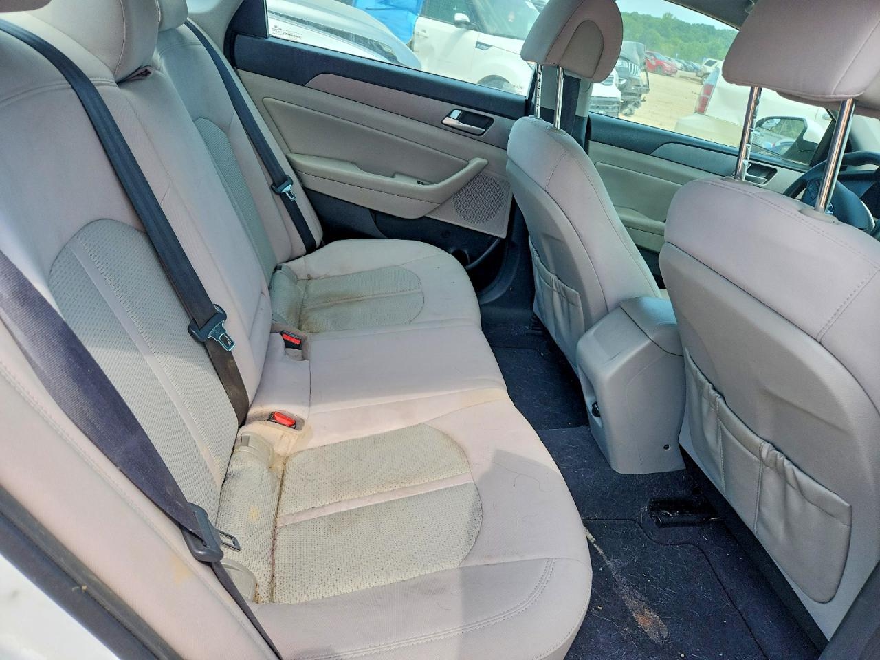 2015 Hyundai Sonata Se Белый vin: 5NPE24AF9FH237656