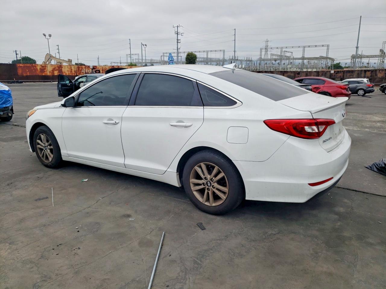 2016 Hyundai Sonata Se White vin: 5NPE24AF9GH280105