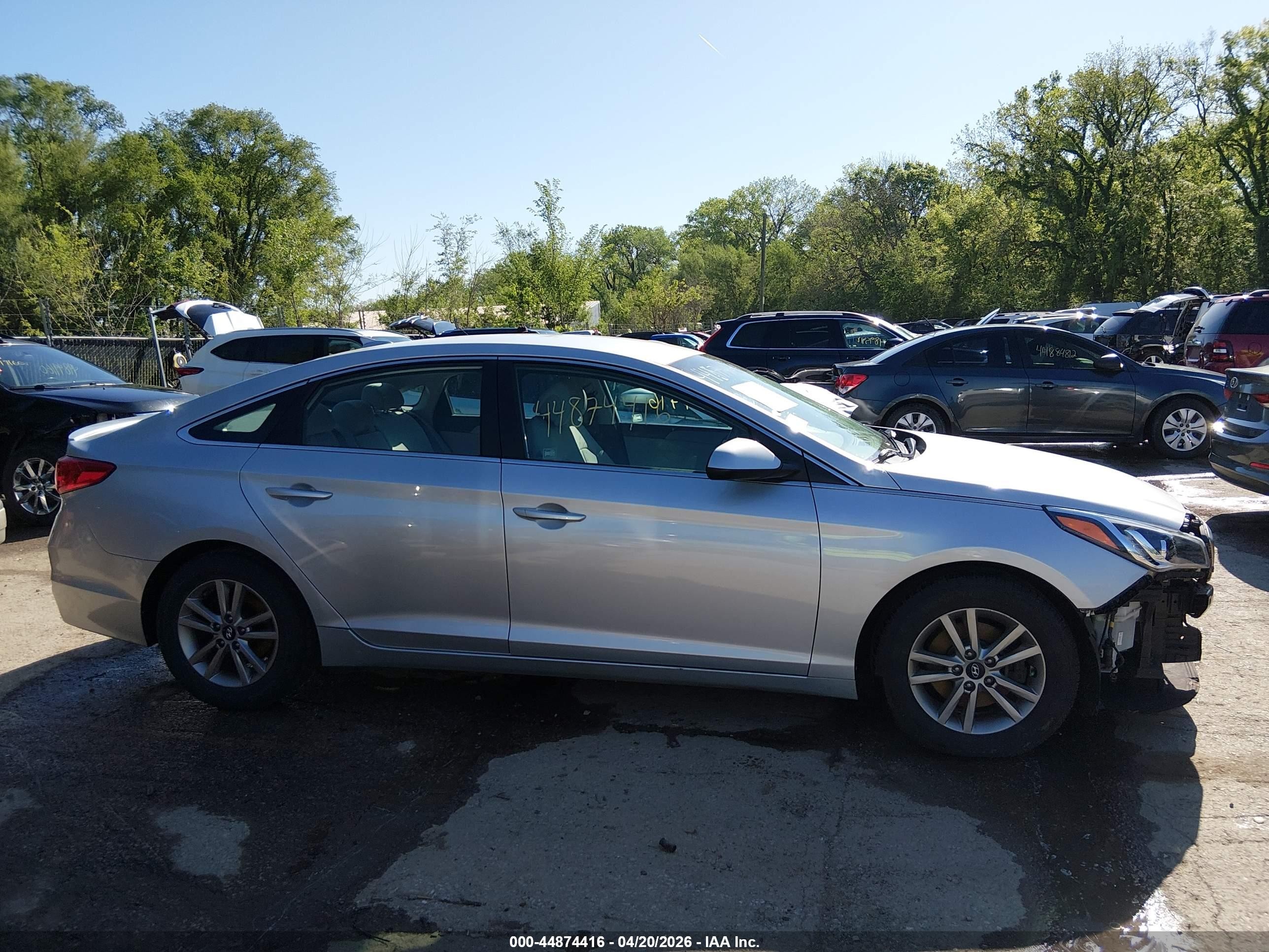 2016 Hyundai Sonata Se Silver vin: 5NPE24AF9GH405765