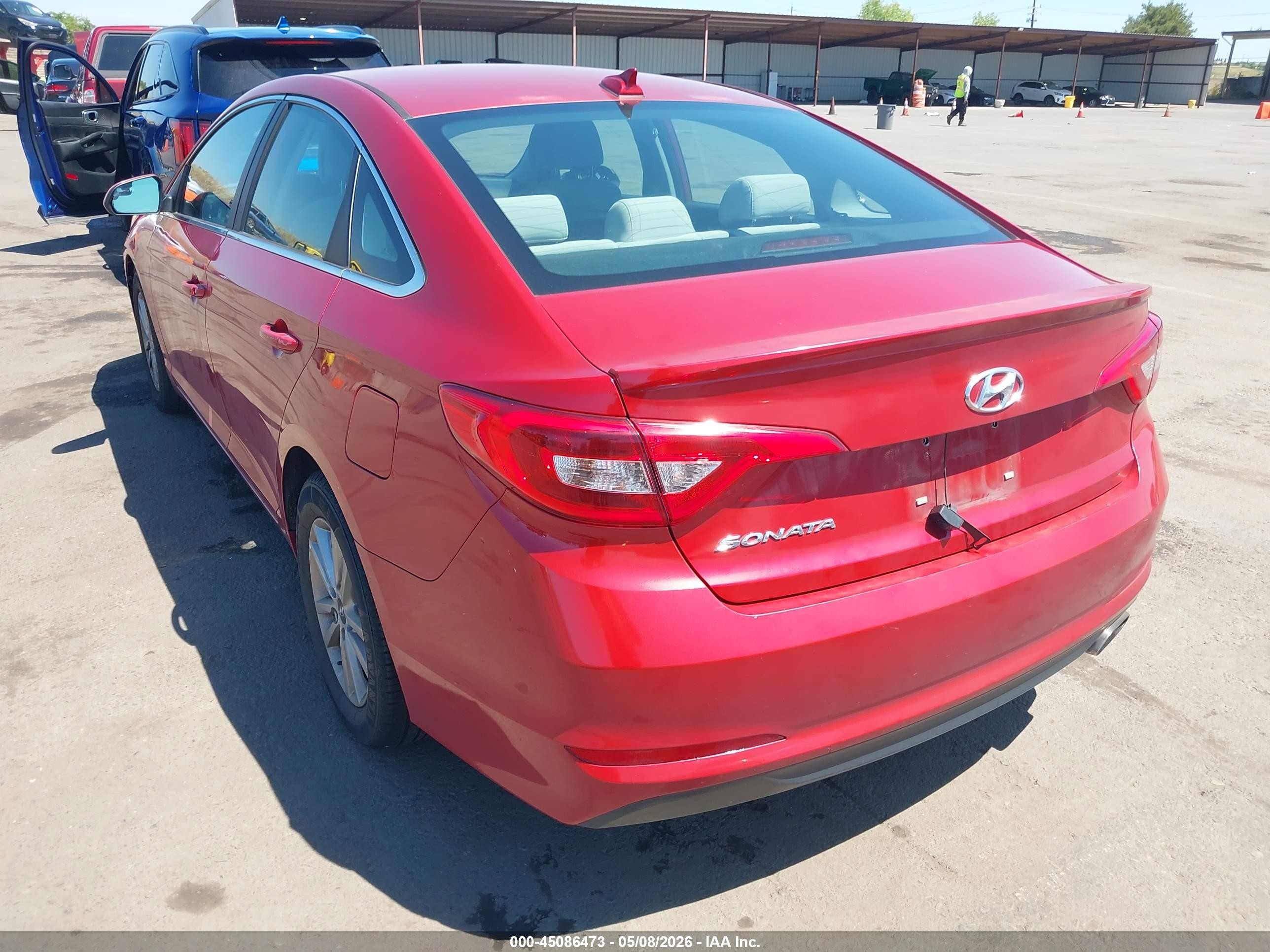 2017 Hyundai Sonata Красный vin: 5NPE24AF9HH519105