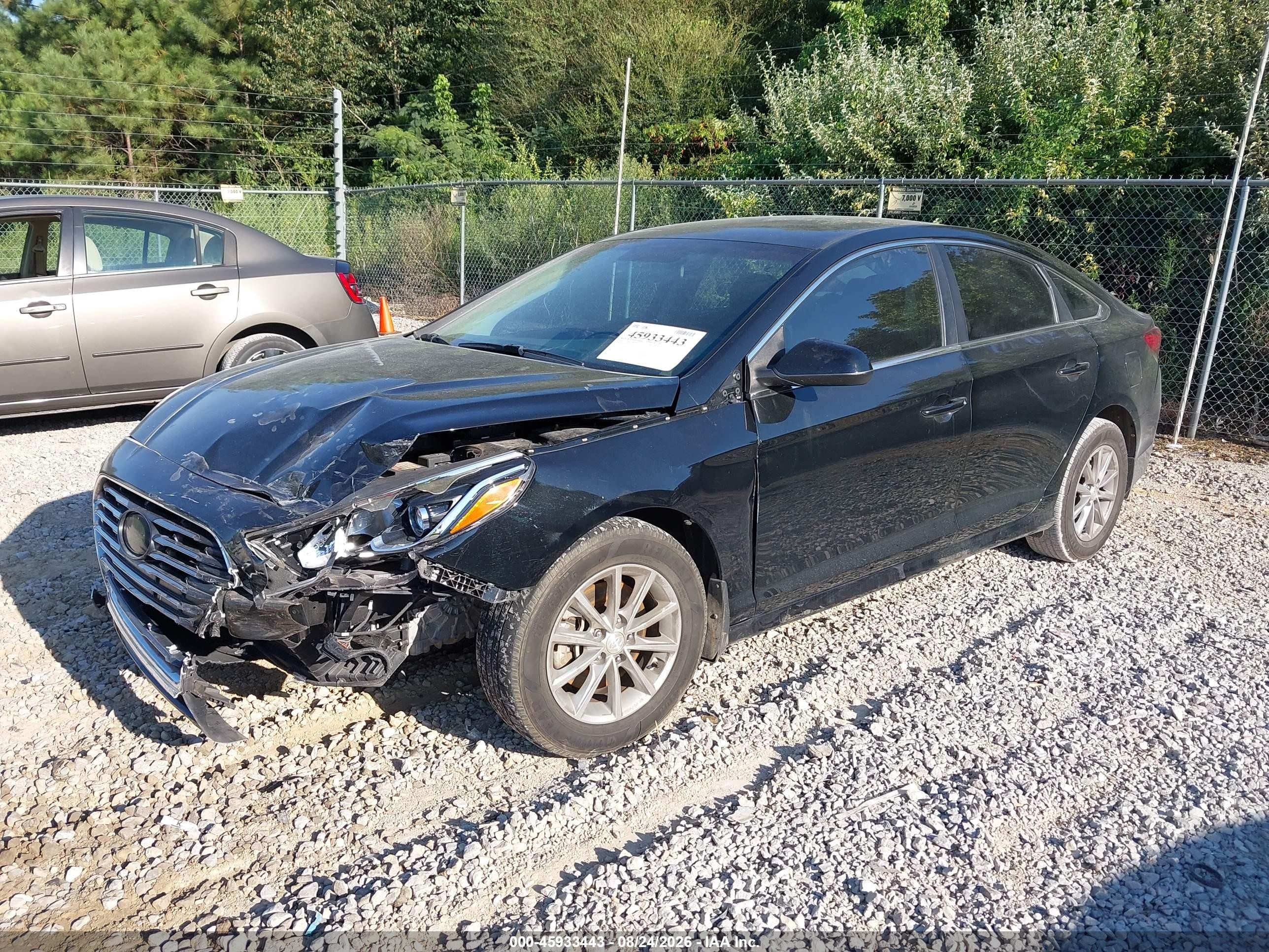 2019 Hyundai Sonata Se Black vin: 5NPE24AF9KH741487