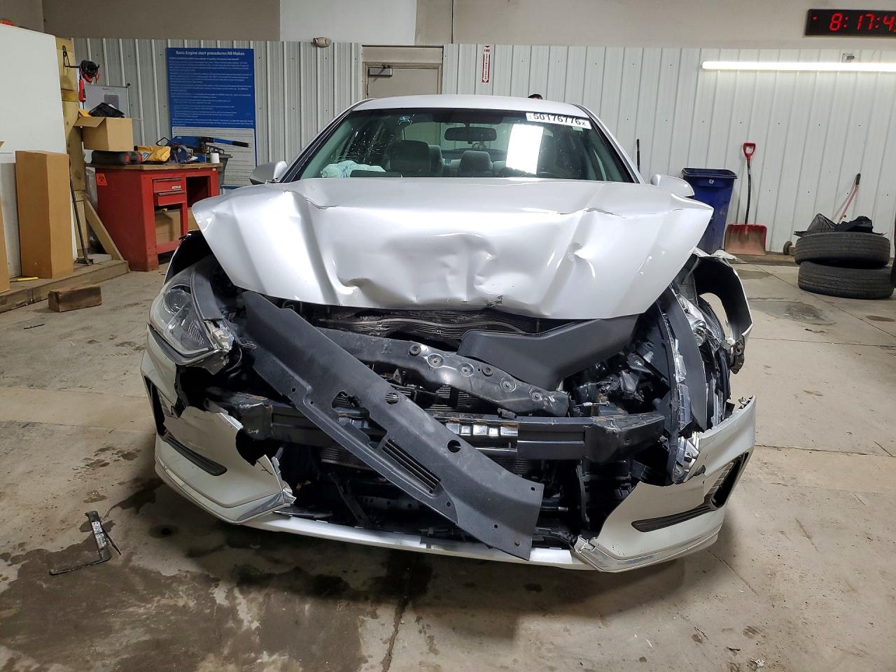 2019 Hyundai Sonata Se Серебряный vin: 5NPE24AF9KH772769