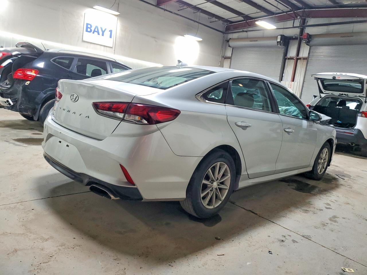 2019 Hyundai Sonata Se Серебряный vin: 5NPE24AF9KH772769