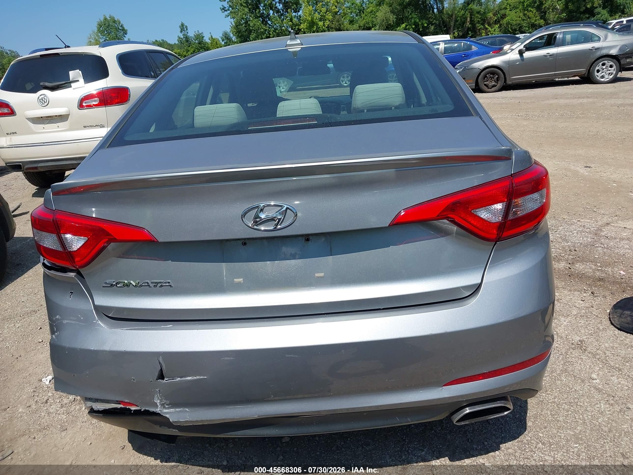 2015 Hyundai Sonata Se Silver vin: 5NPE24AFXFH002246