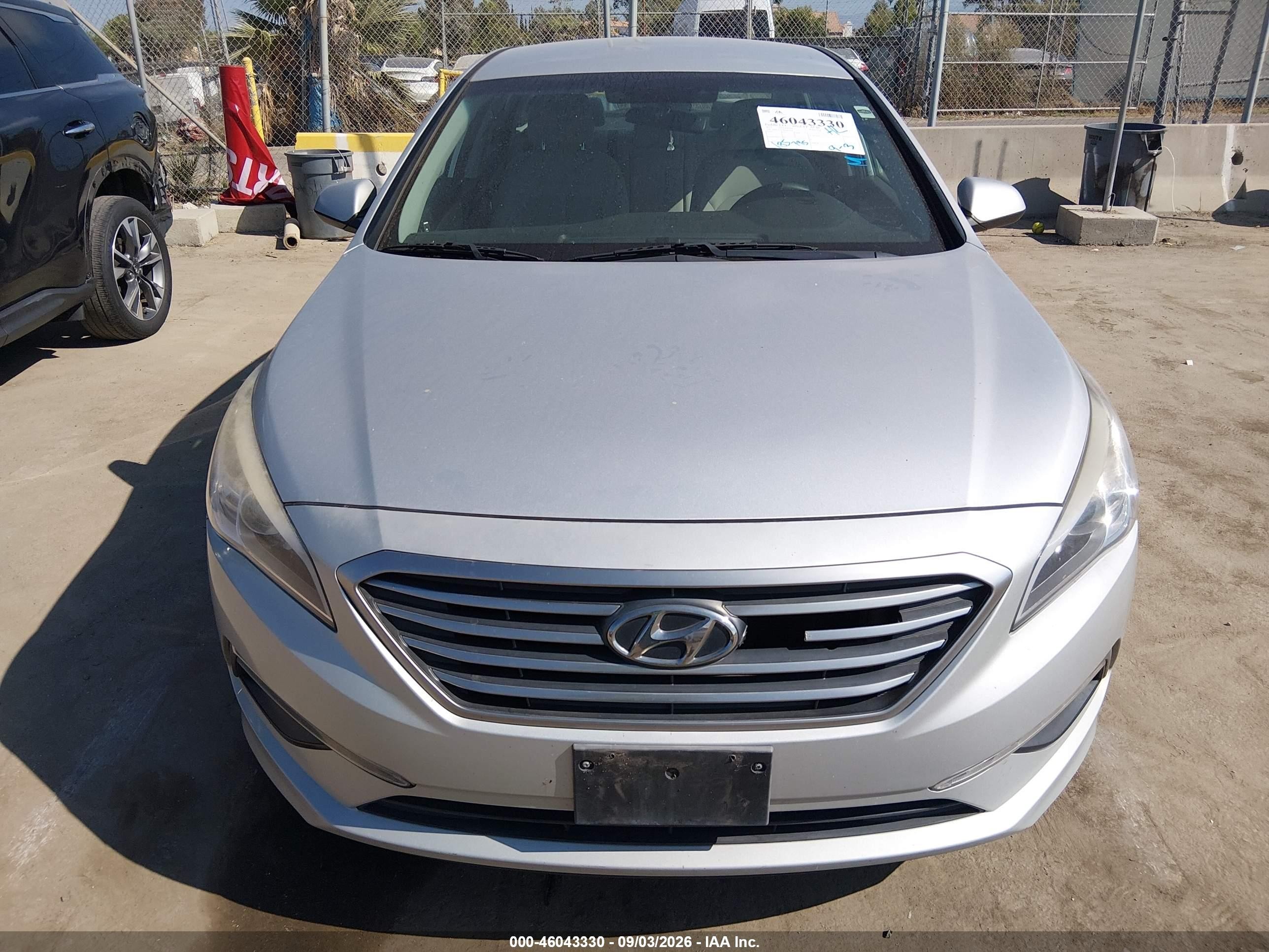 2015 Hyundai Sonata Se Silver vin: 5NPE24AFXFH003428