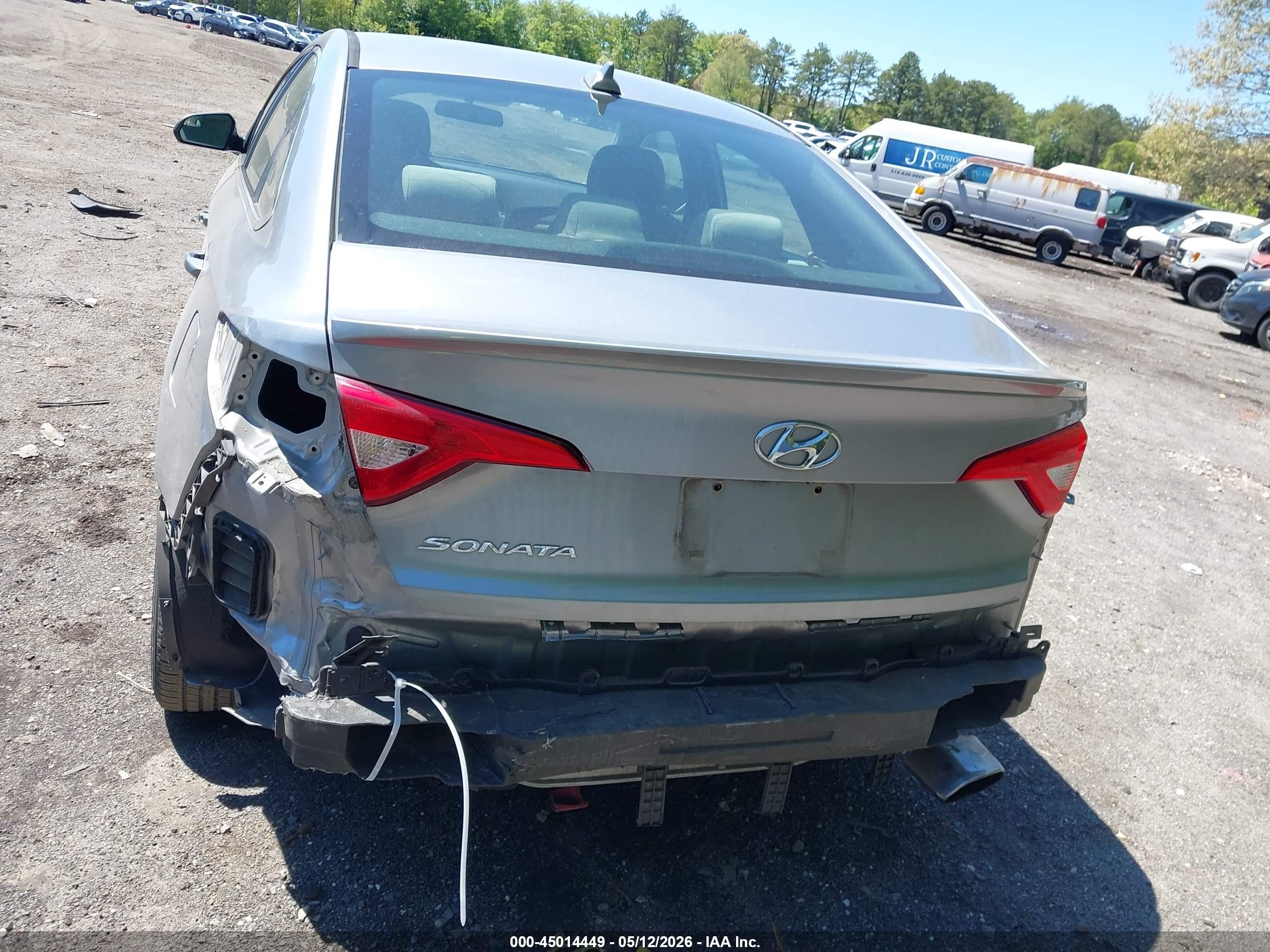 2015 Hyundai Sonata Se Silver vin: 5NPE24AFXFH008726