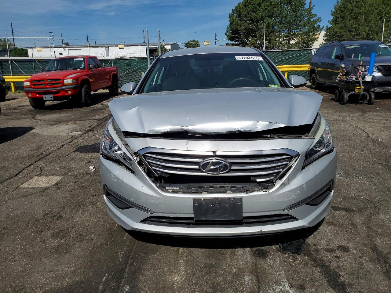 2015 Hyundai Sonata Se Серебряный vin: 5NPE24AFXFH016728