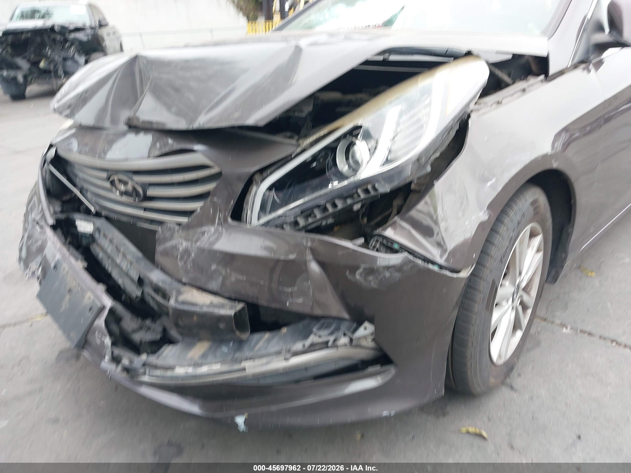 2015 Hyundai Sonata Se Серый vin: 5NPE24AFXFH038048