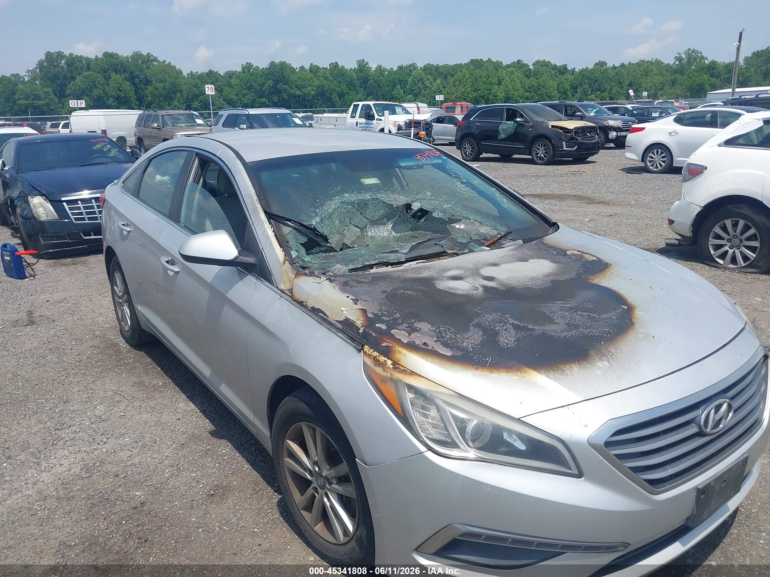 2015 Hyundai Sonata Se Silver vin: 5NPE24AFXFH045128