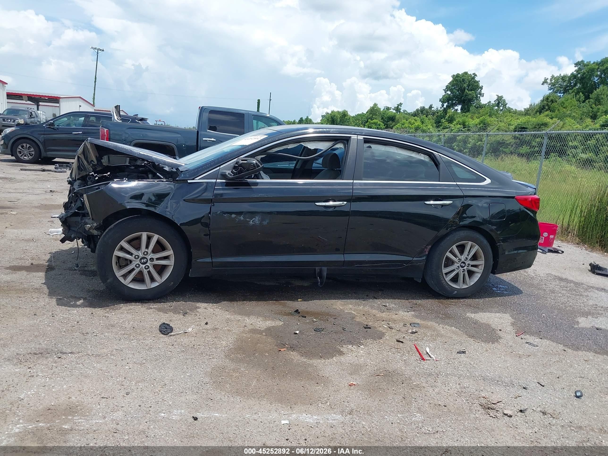 2015 Hyundai Sonata Se Black vin: 5NPE24AFXFH139932