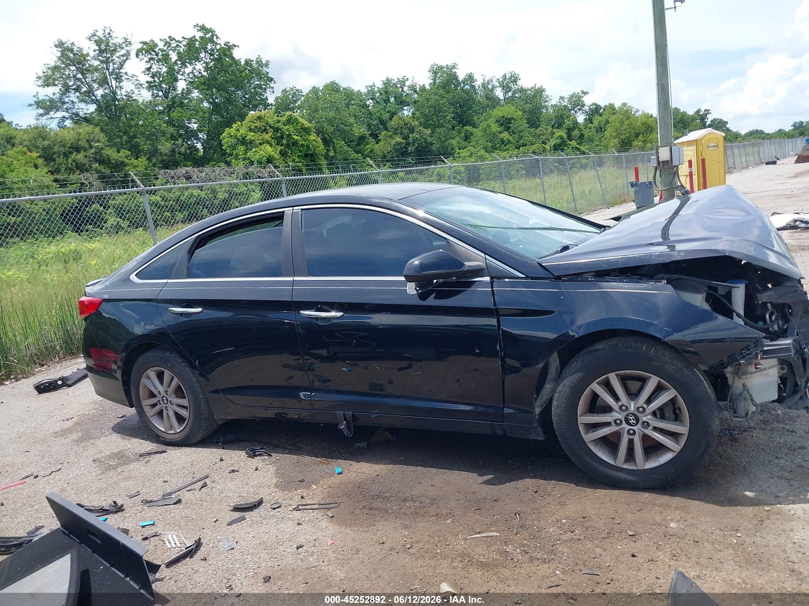 2015 Hyundai Sonata Se Black vin: 5NPE24AFXFH139932