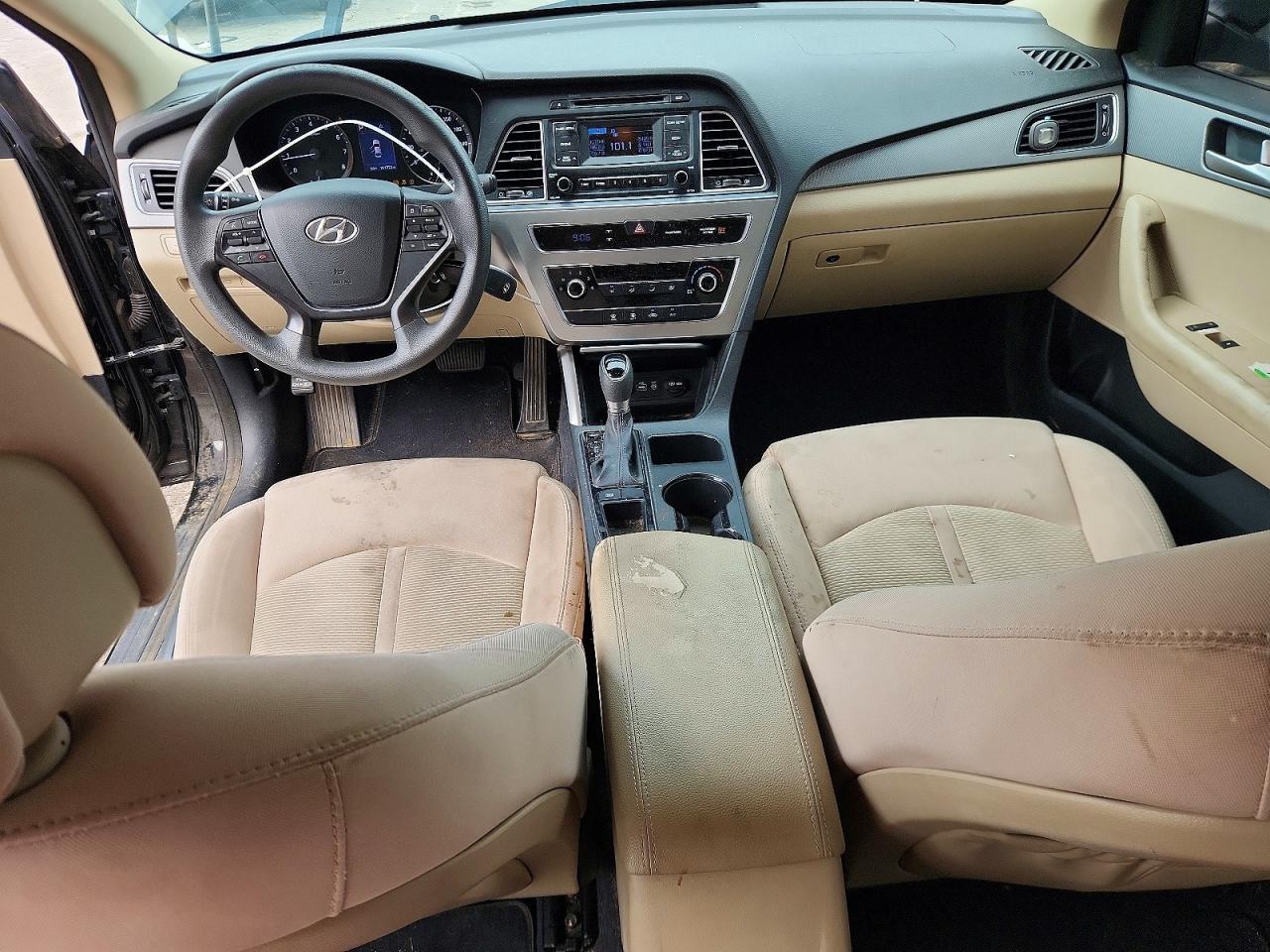 2015 Hyundai Sonata Se Черный vin: 5NPE24AFXFH141664