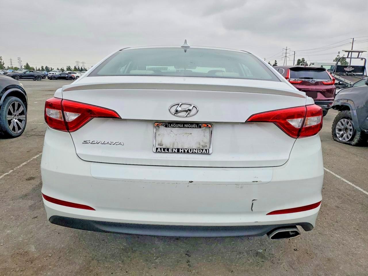 2015 Hyundai Sonata Se White vin: 5NPE24AFXFH145231