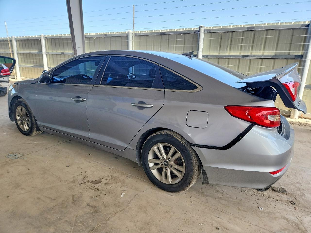2015 Hyundai Sonata Se Серебряный vin: 5NPE24AFXFH149196