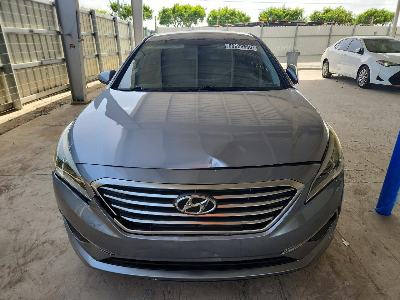 2015 Hyundai Sonata Se Серебряный vin: 5NPE24AFXFH149196