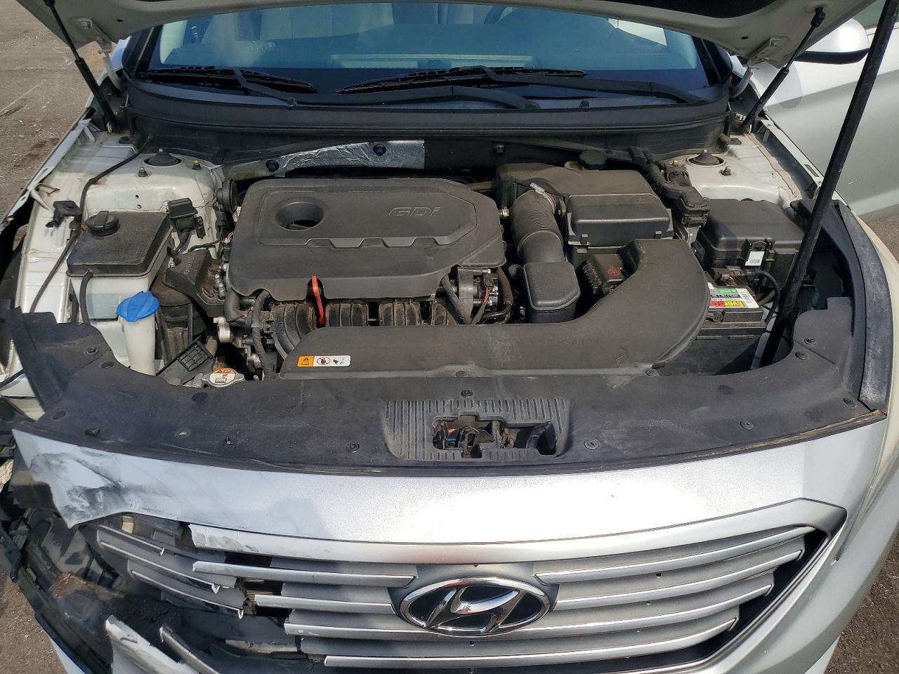 2015 Hyundai Sonata Se Серебряный vin: 5NPE24AFXFH149361