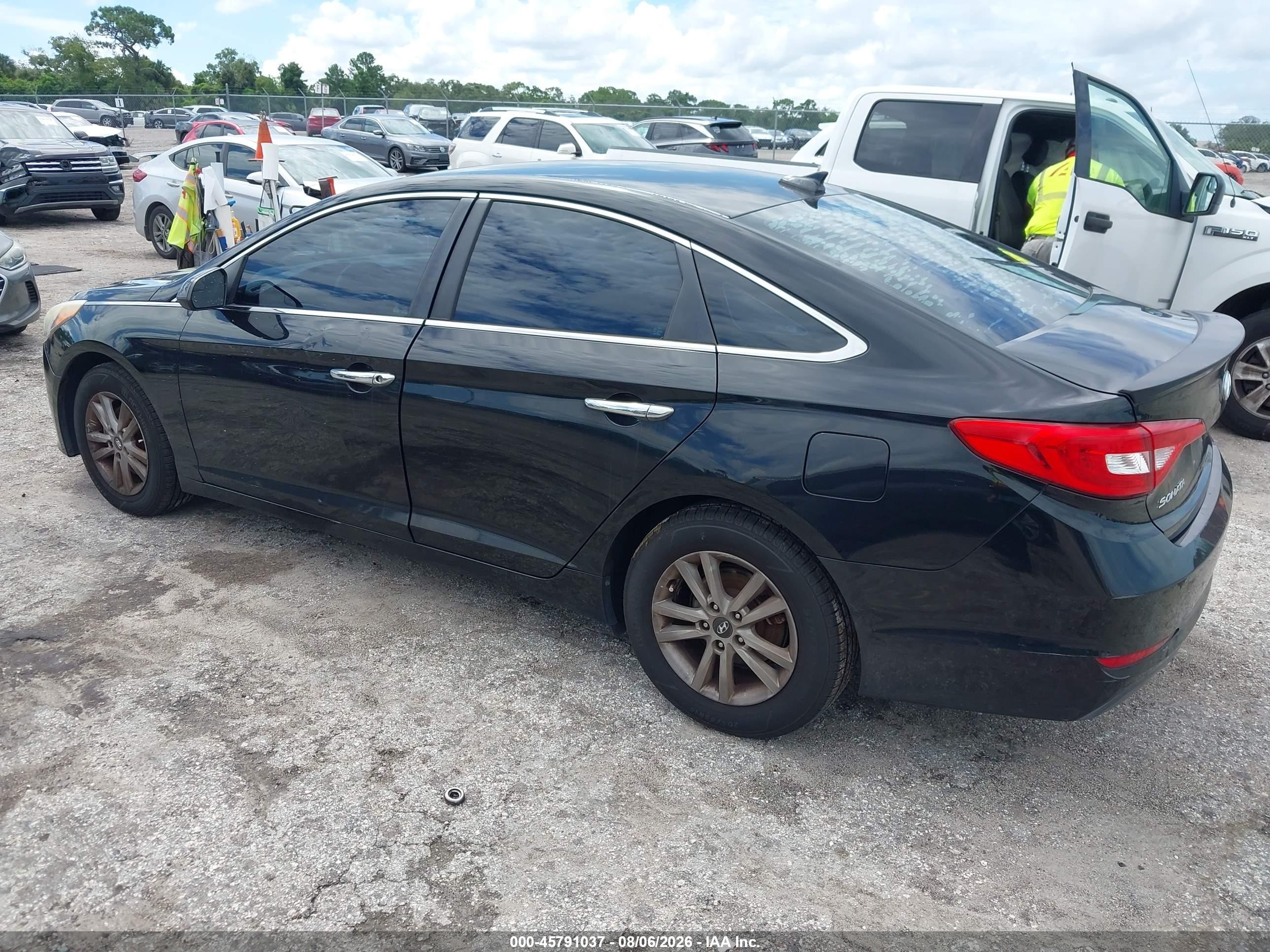 2015 Hyundai Sonata Se Black vin: 5NPE24AFXFH155662