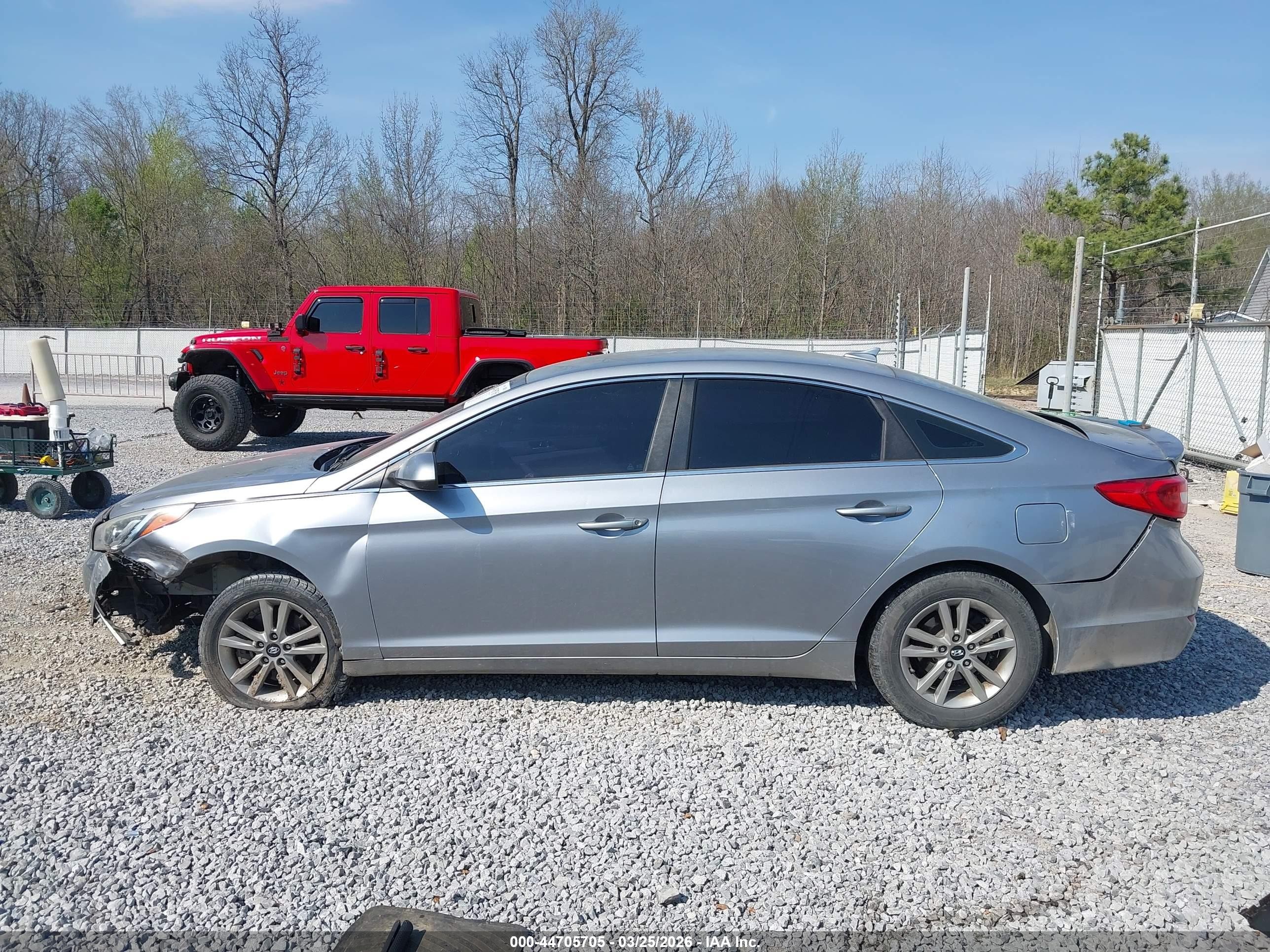 2015 Hyundai Sonata Se Gray vin: 5NPE24AFXFH169626