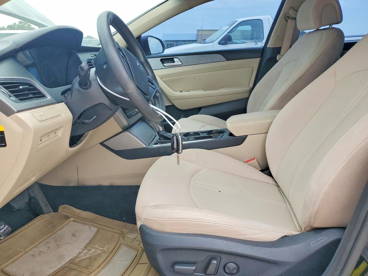 2015 Hyundai Sonata Se Черный vin: 5NPE24AFXFH180464