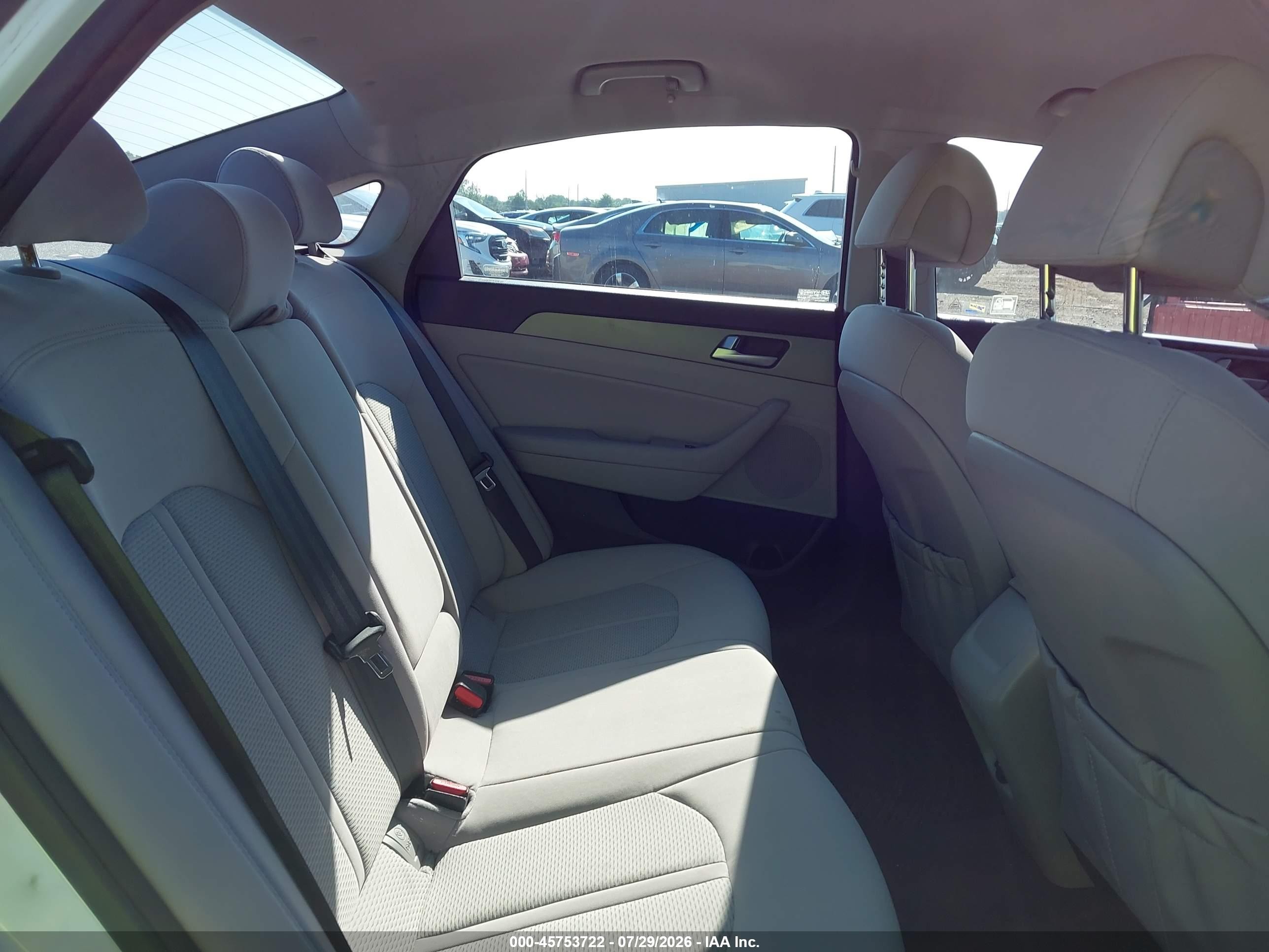 2015 Hyundai Sonata Se White vin: 5NPE24AFXFH192503