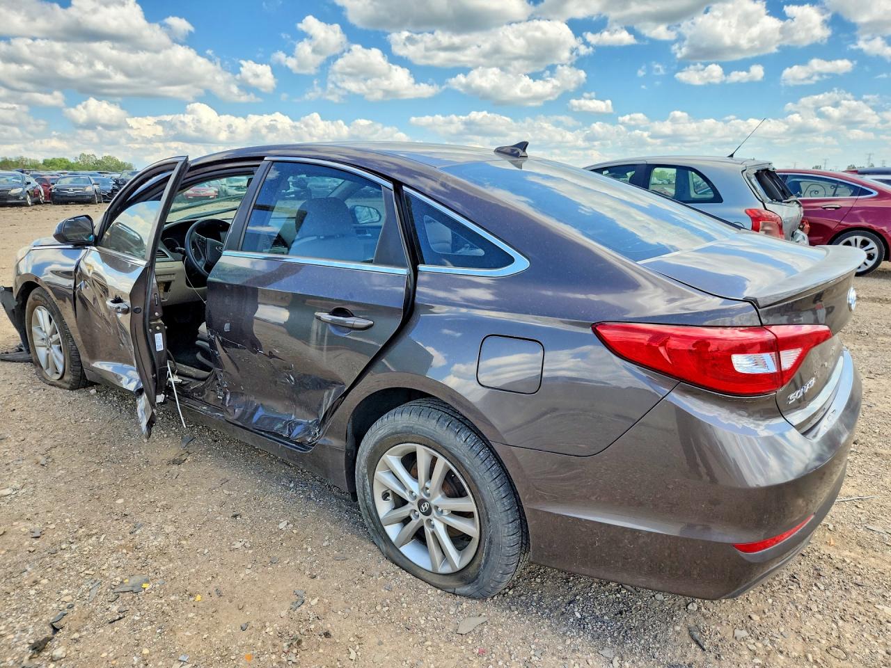 2015 Hyundai Sonata Brown vin: 5NPE24AFXFH193943