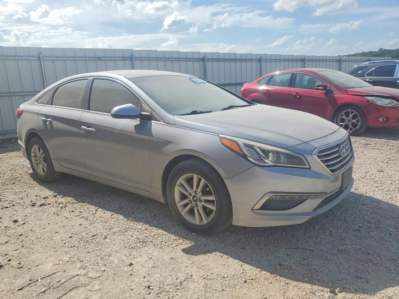 2015 Hyundai Sonata Silver vin: 5NPE24AFXFH199239