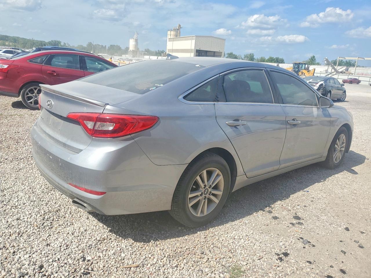 2015 Hyundai Sonata Silver vin: 5NPE24AFXFH199239