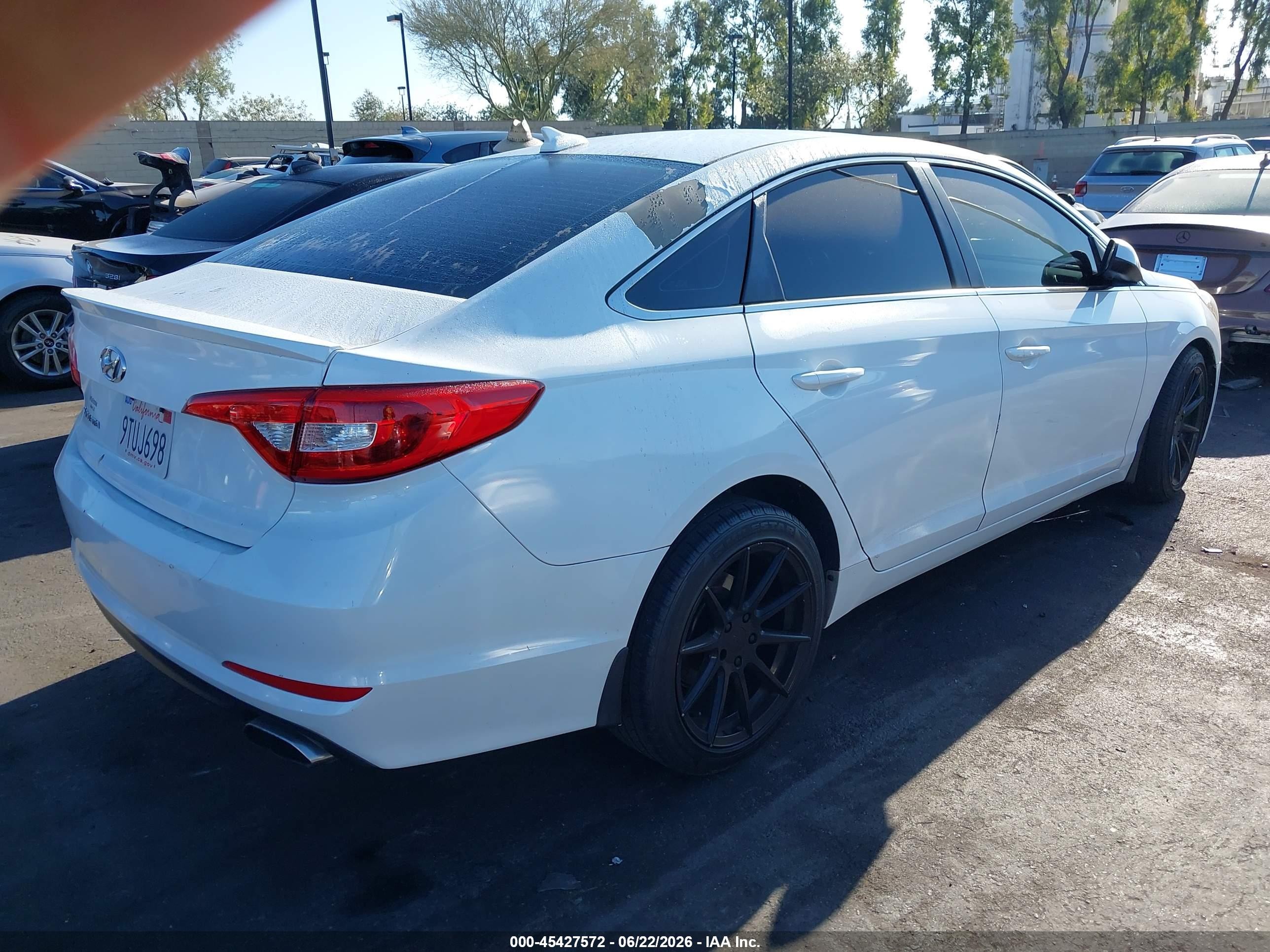 2015 Hyundai Sonata Se Белый vin: 5NPE24AFXFH205086