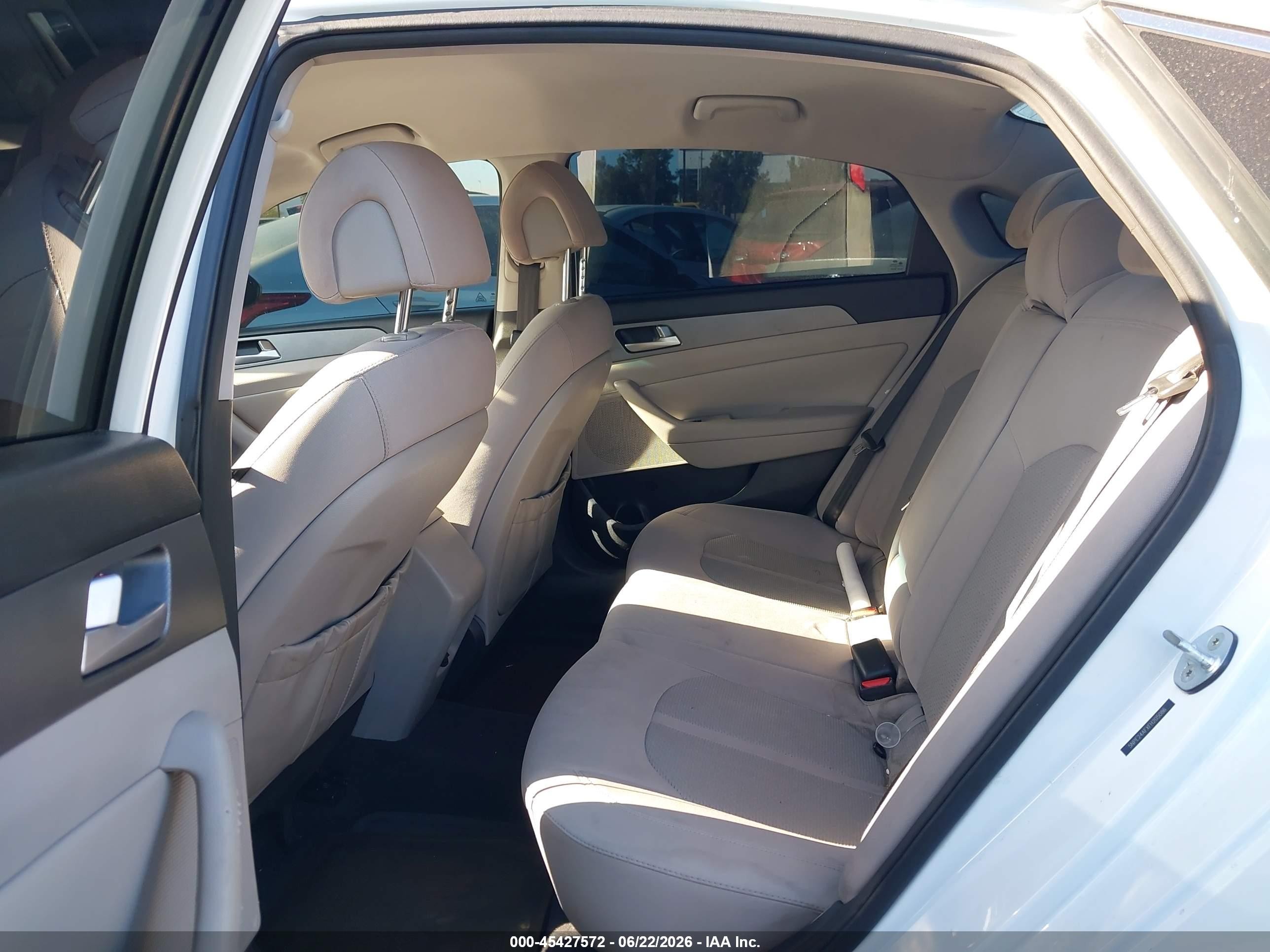 2015 Hyundai Sonata Se Белый vin: 5NPE24AFXFH205086