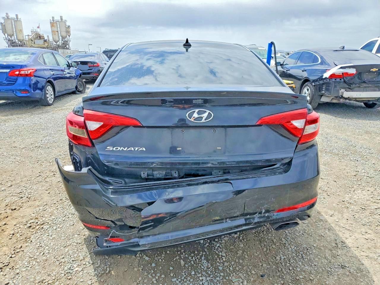 2015 Hyundai Sonata Se Black vin: 5NPE24AFXFH219960