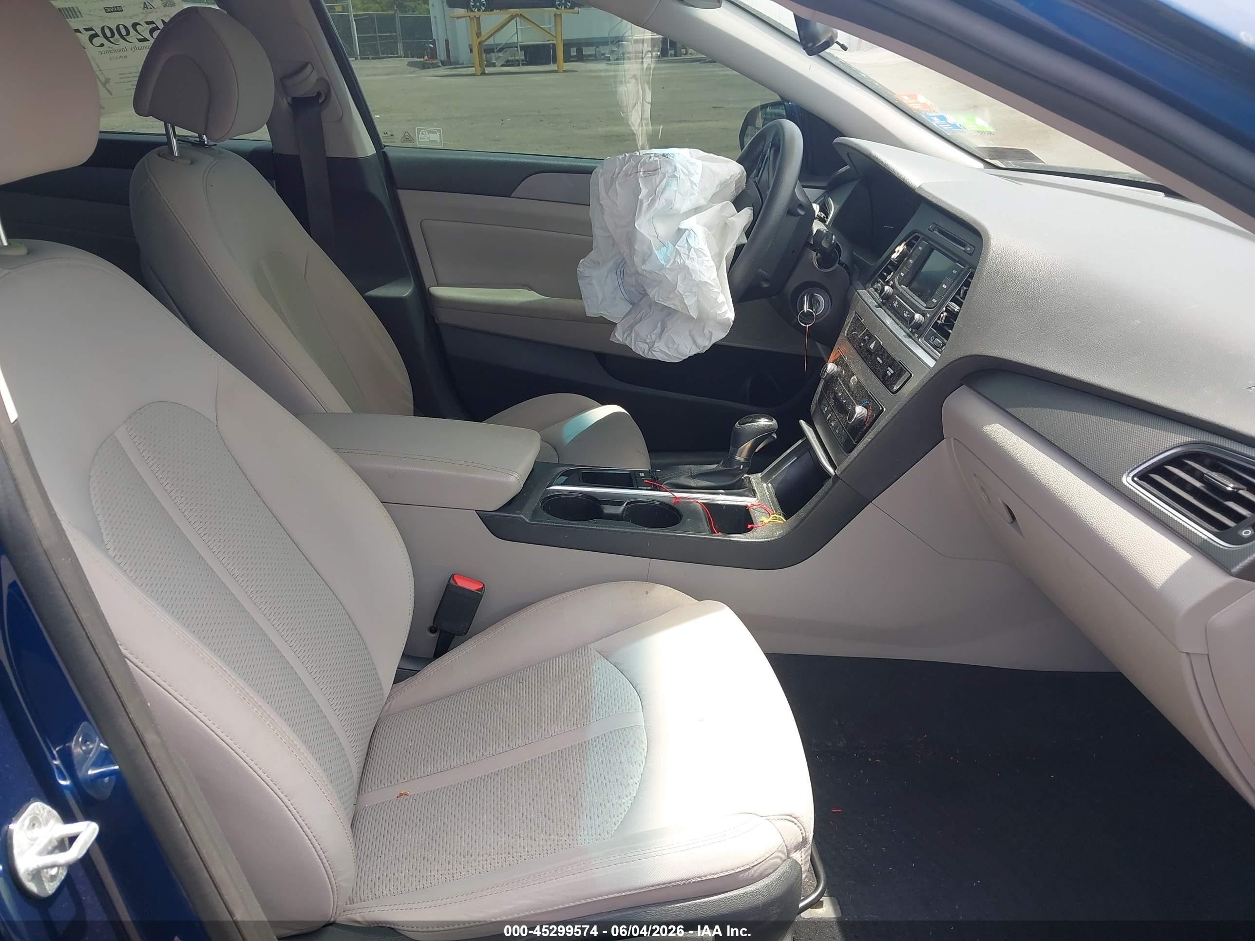 2015 Hyundai Sonata Se Синий vin: 5NPE24AFXFH231820