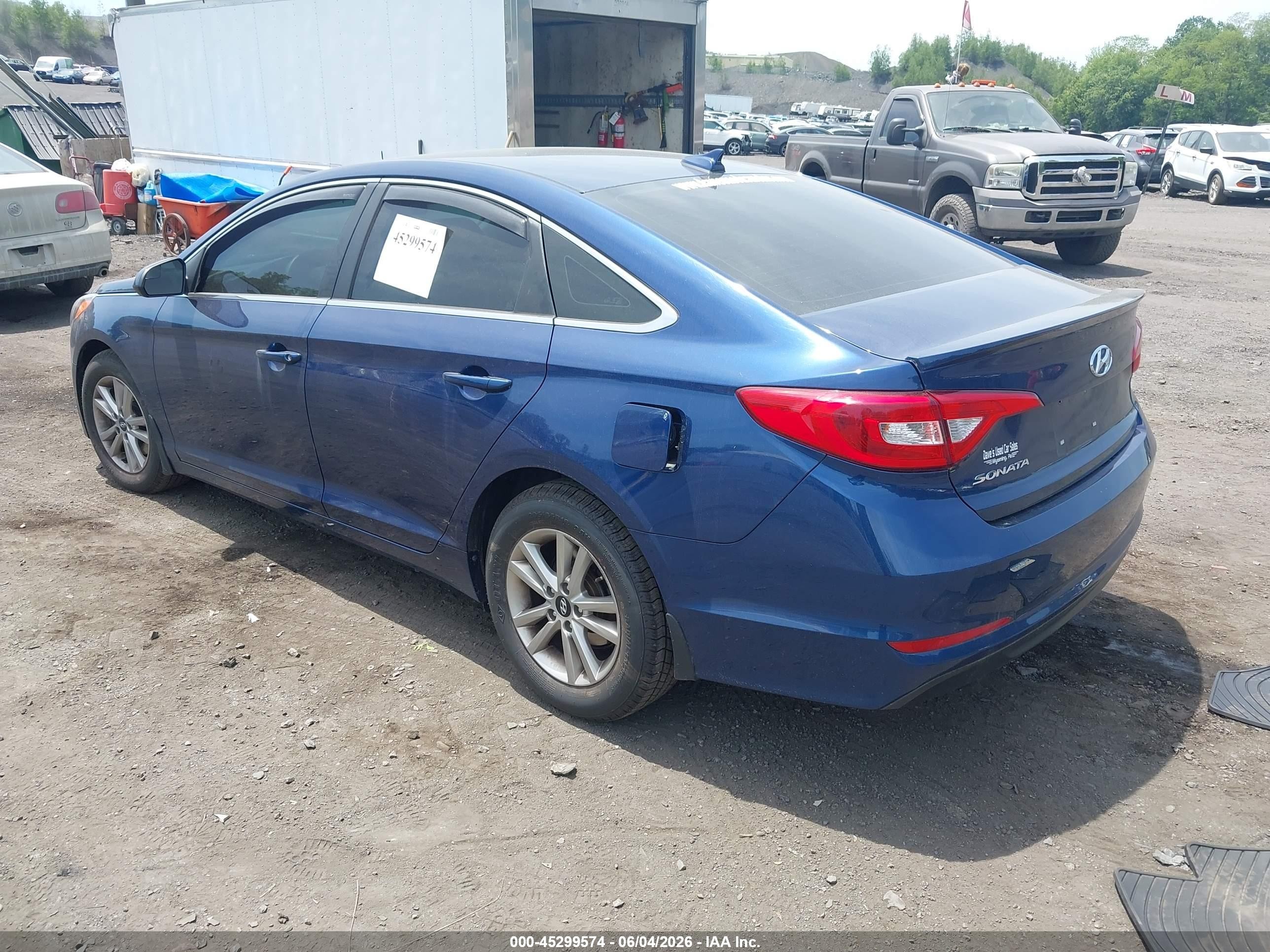 2015 Hyundai Sonata Se Синий vin: 5NPE24AFXFH231820