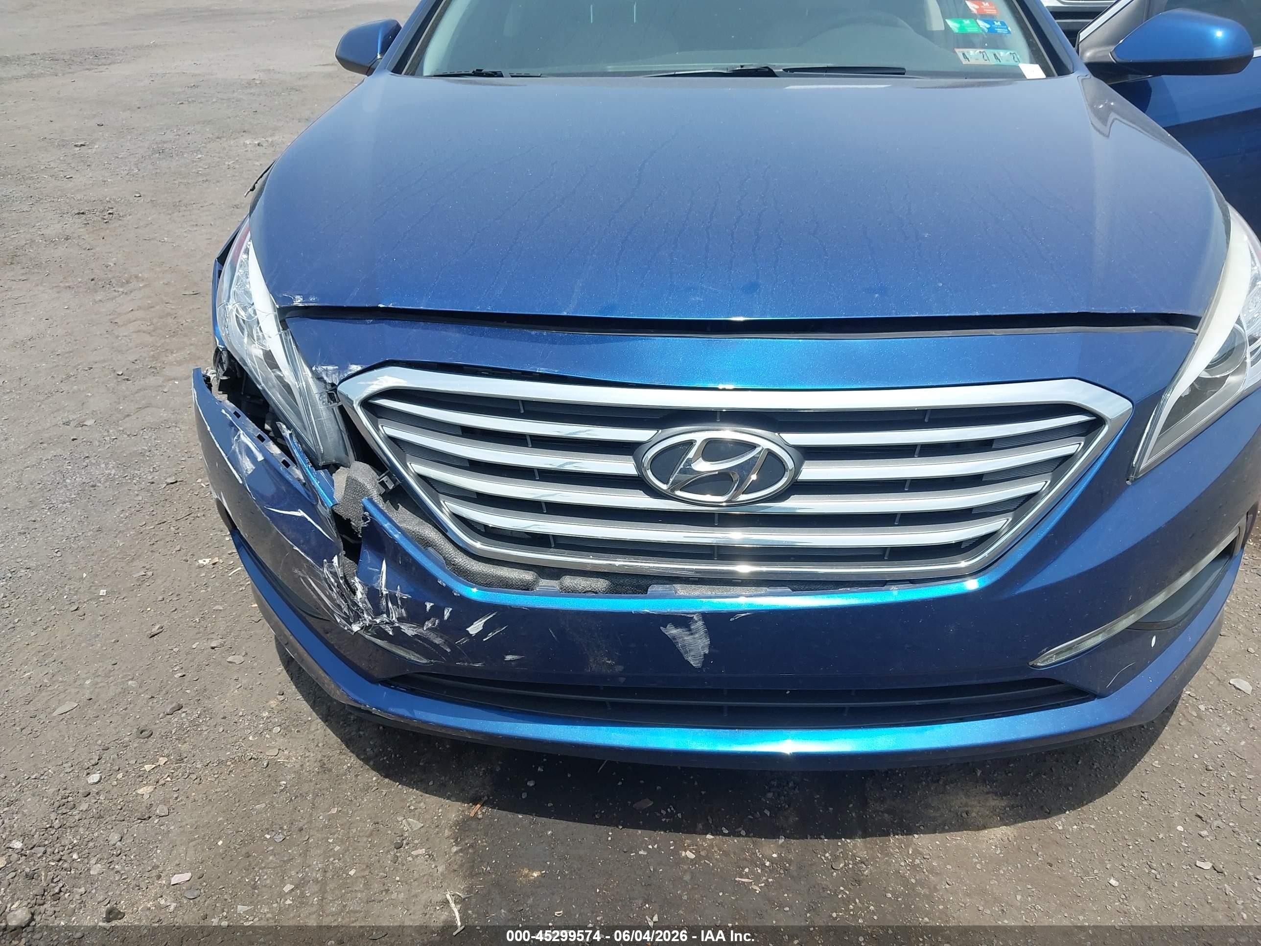 2015 Hyundai Sonata Se Синий vin: 5NPE24AFXFH231820