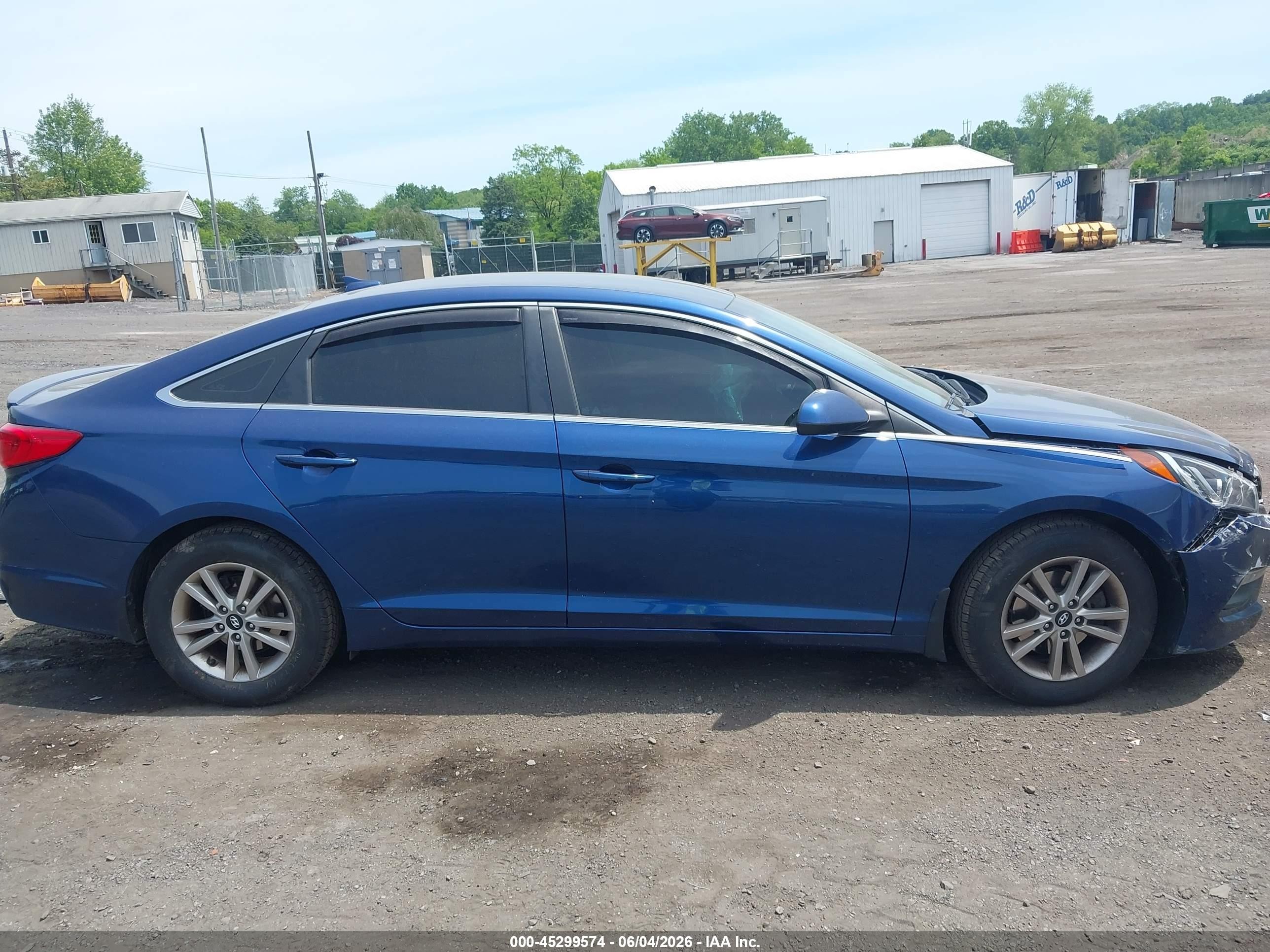 2015 Hyundai Sonata Se Синий vin: 5NPE24AFXFH231820