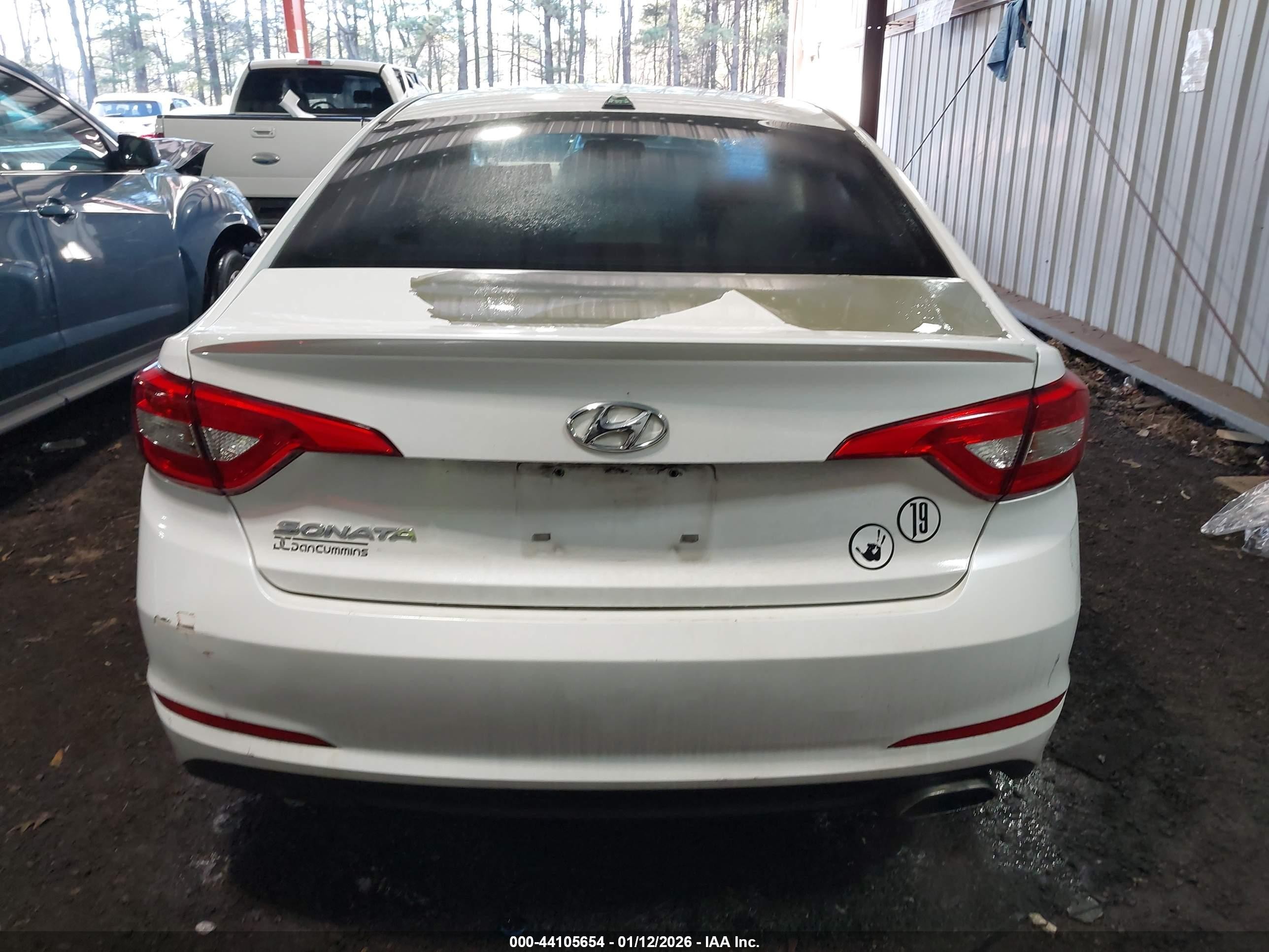 2015 Hyundai Sonata Se White vin: 5NPE24AFXFH241263