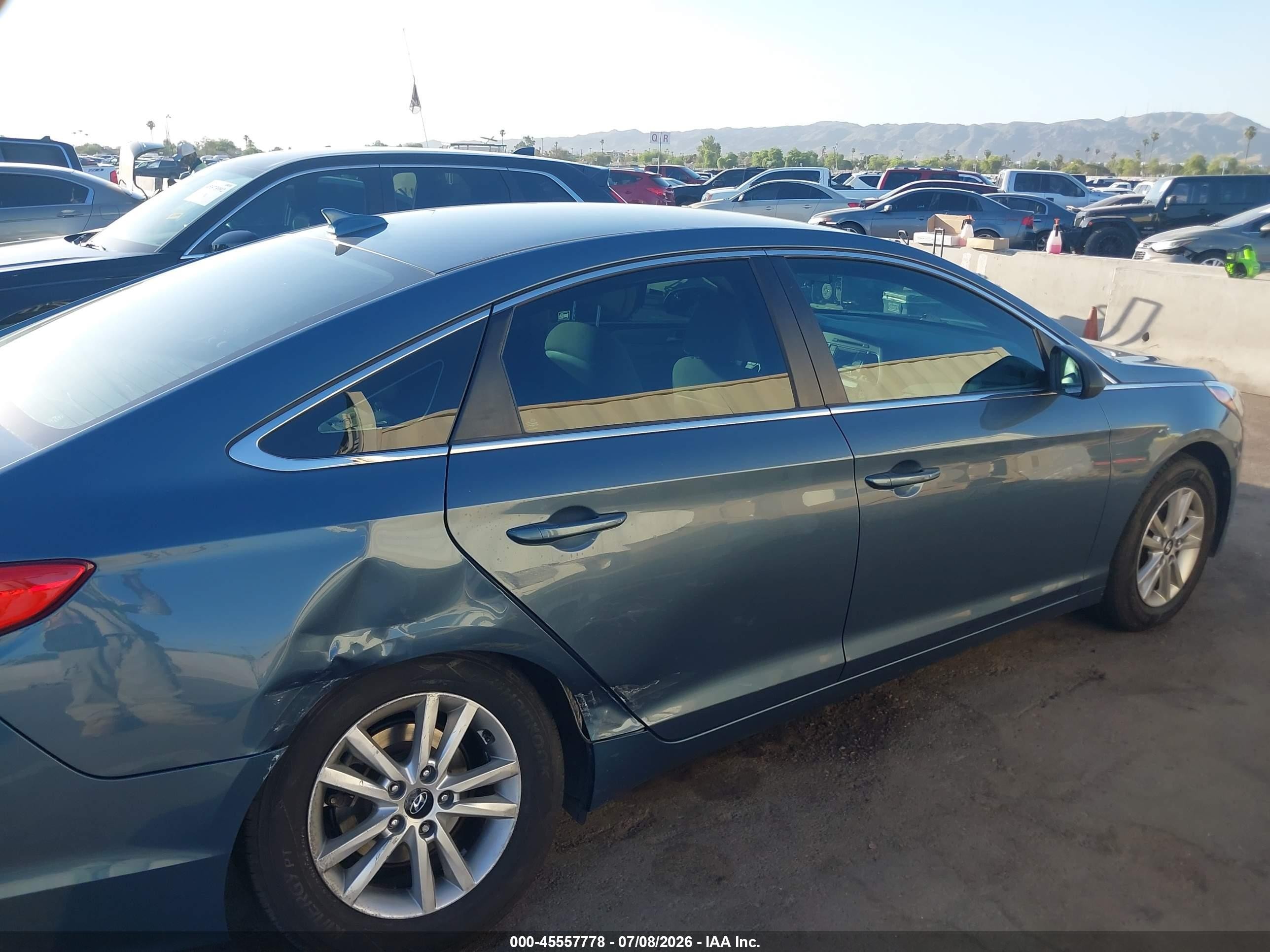 2015 Hyundai Sonata Se Blue vin: 5NPE24AFXFH249542