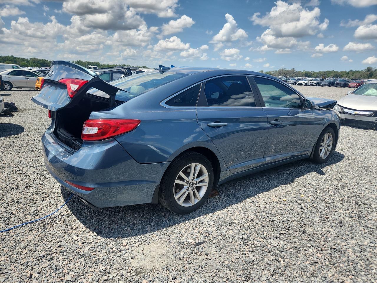 2015 Hyundai Sonata Se Blue vin: 5NPE24AFXFH260086