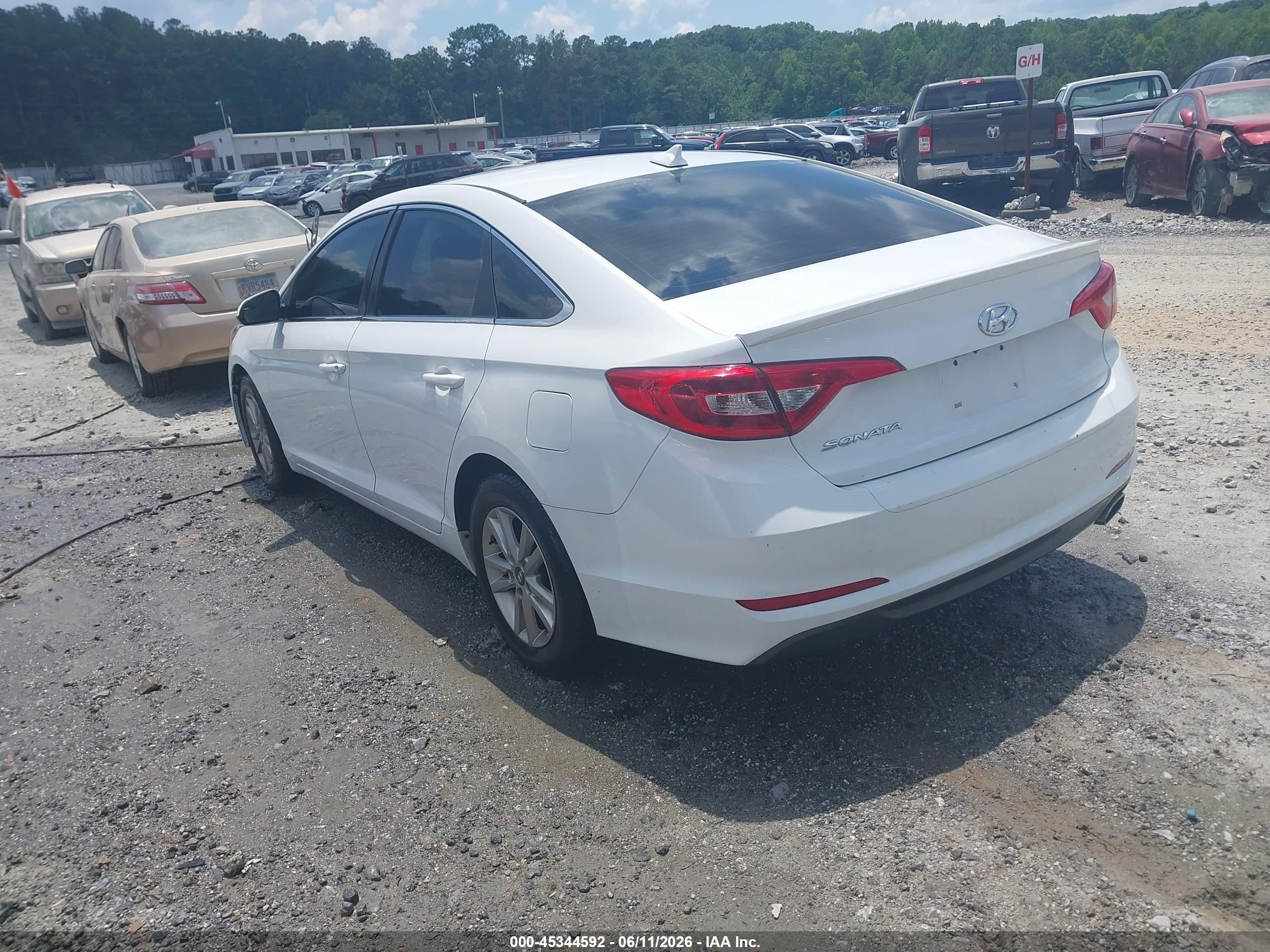 2016 Hyundai Sonata Se White vin: 5NPE24AFXGH327870