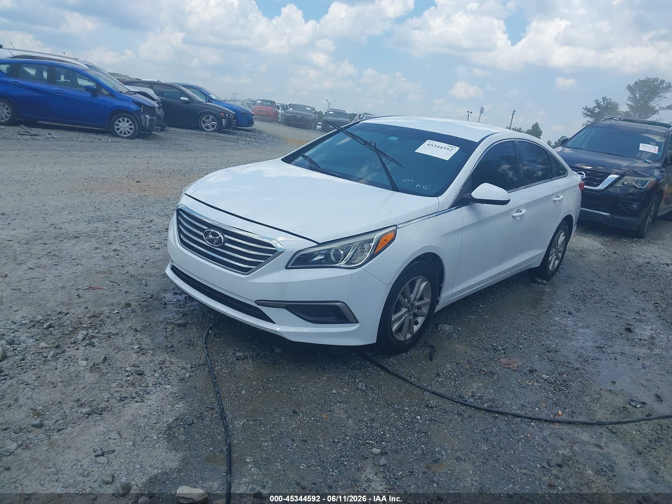 2016 Hyundai Sonata Se White vin: 5NPE24AFXGH327870