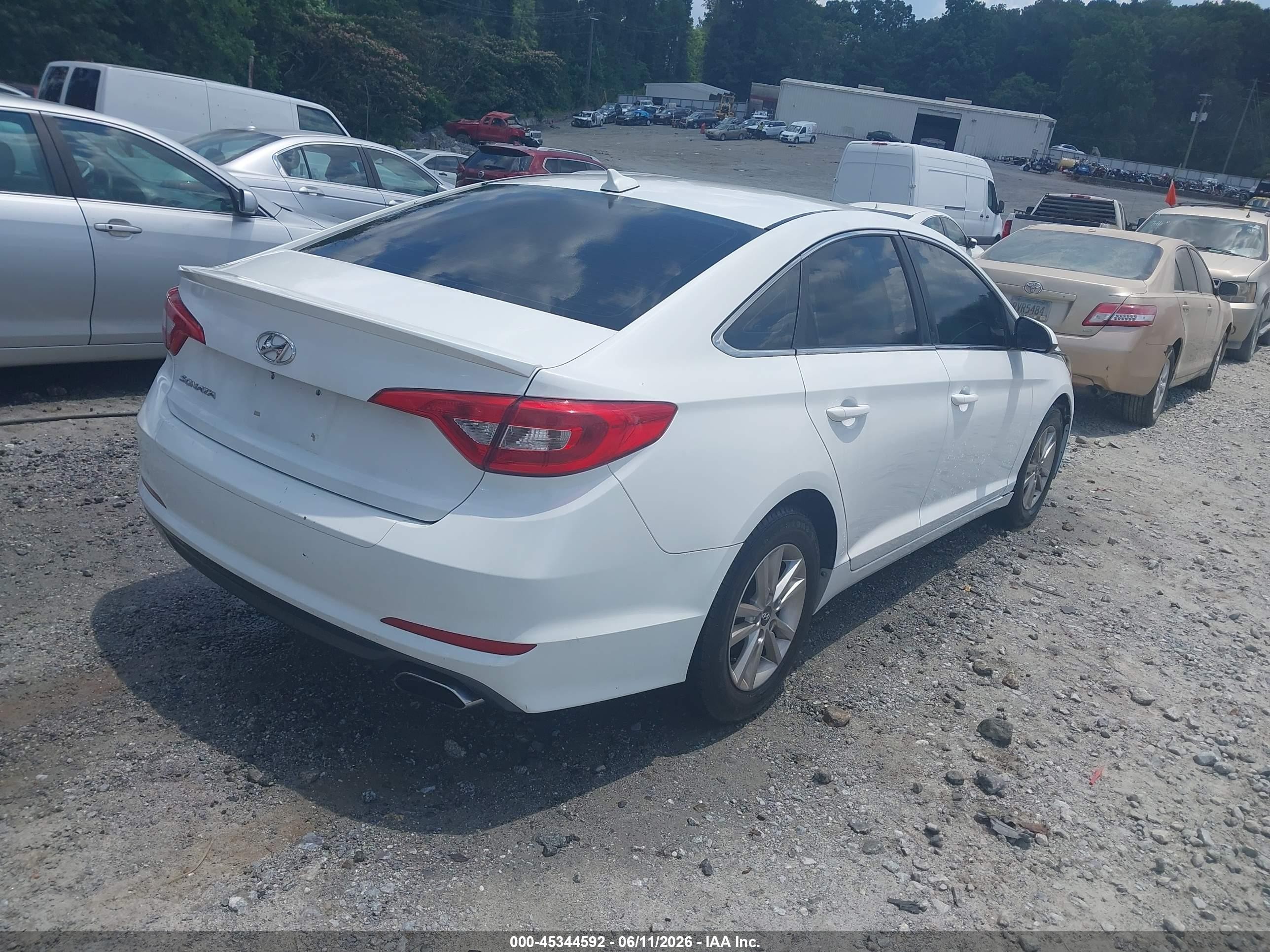2016 Hyundai Sonata Se White vin: 5NPE24AFXGH327870