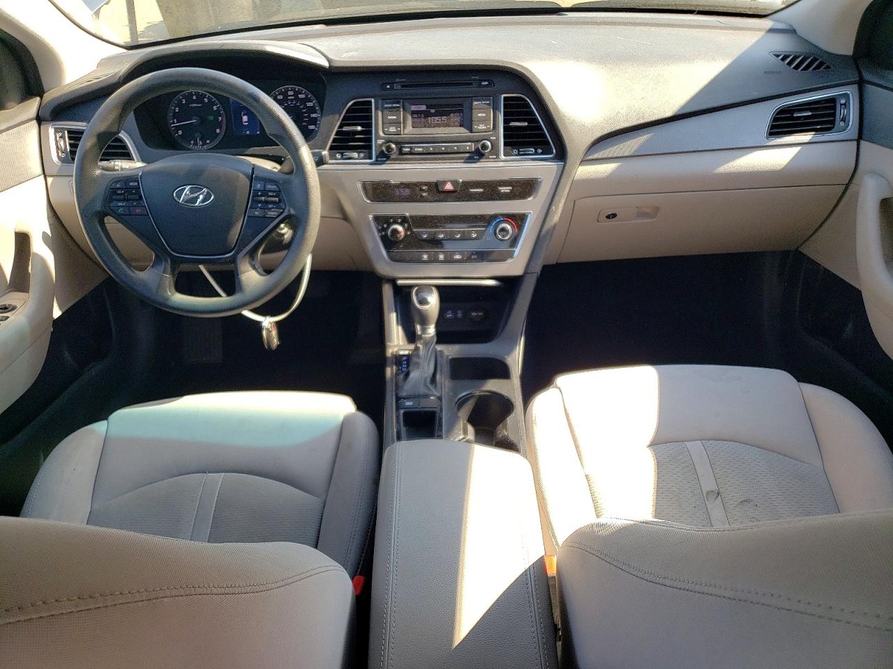 2017 Hyundai Sonata Se Серебряный vin: 5NPE24AFXHH514219