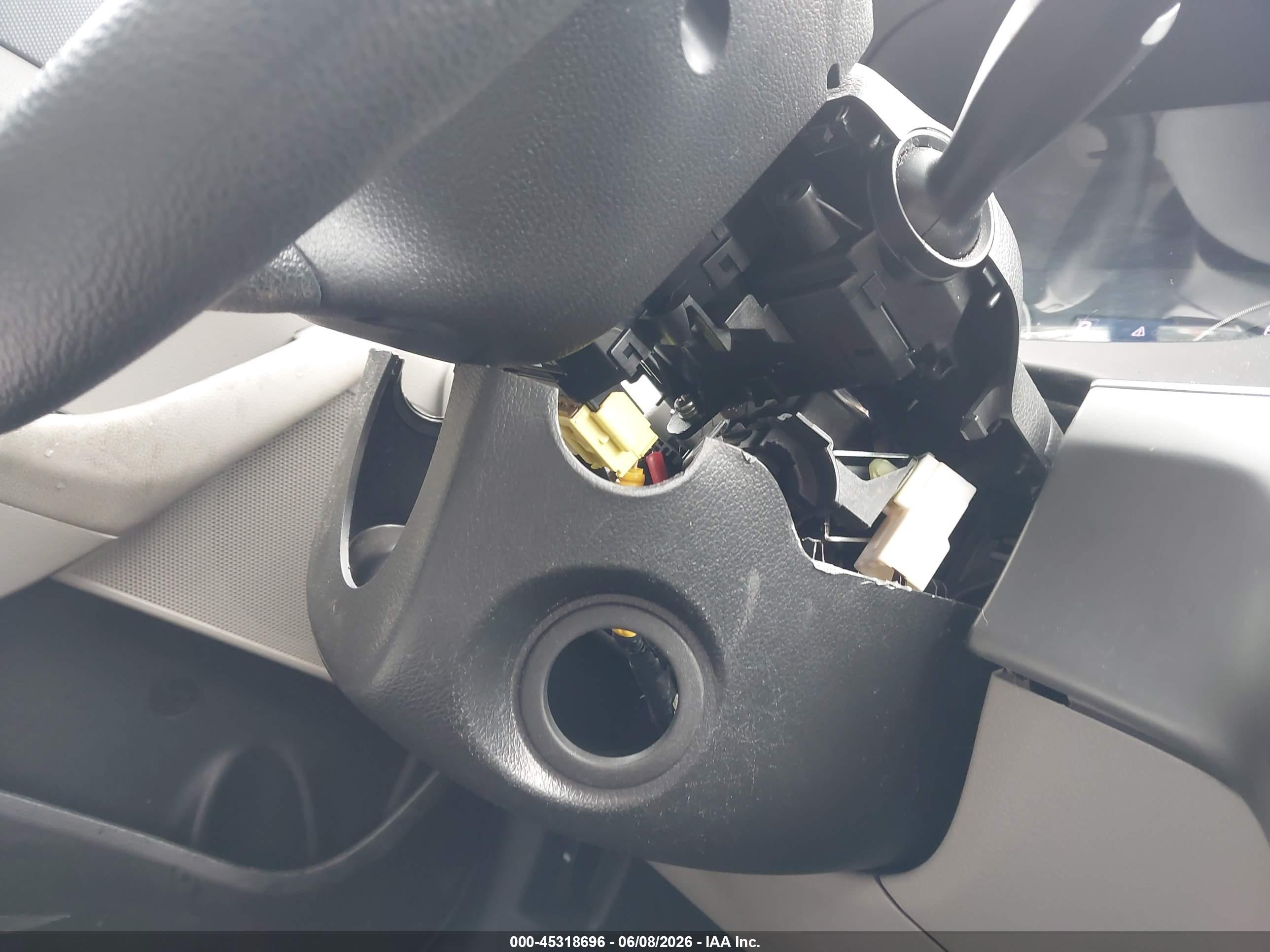 2017 Hyundai Sonata Серебряный vin: 5NPE24AFXHH532039