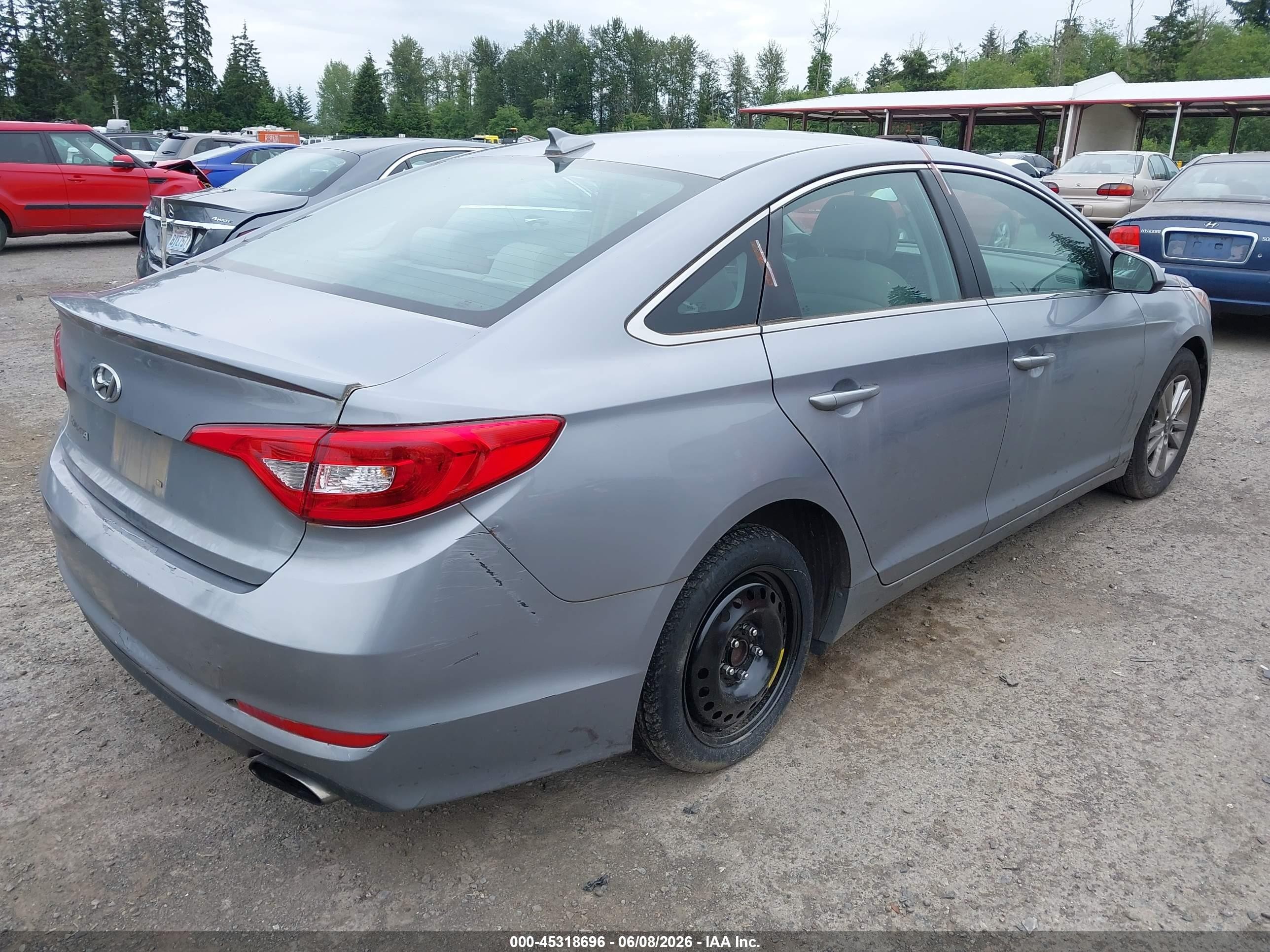 2017 Hyundai Sonata Серебряный vin: 5NPE24AFXHH532039