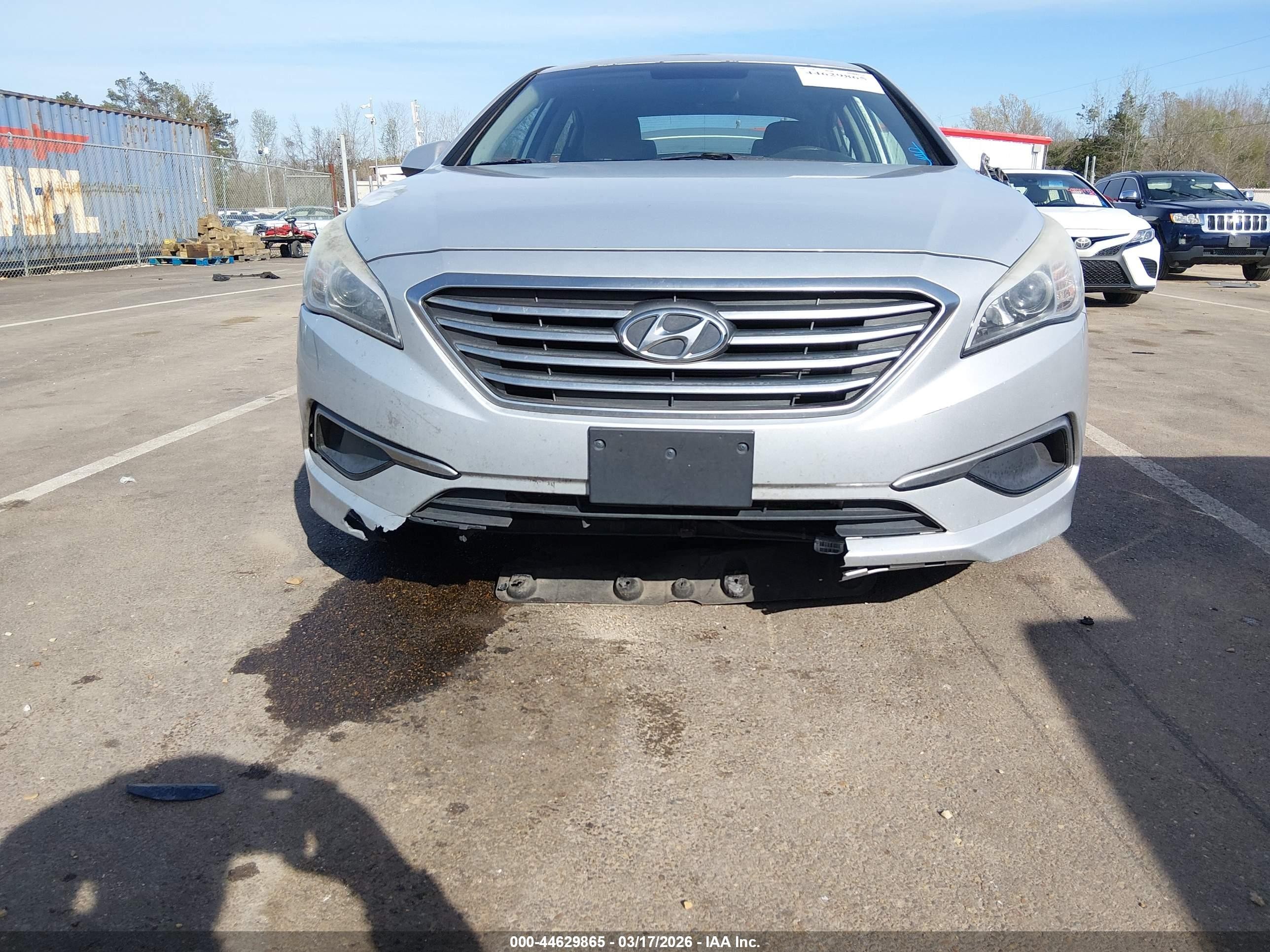 2017 Hyundai Sonata   Серебряный vin: 5NPE24AFXHH537273